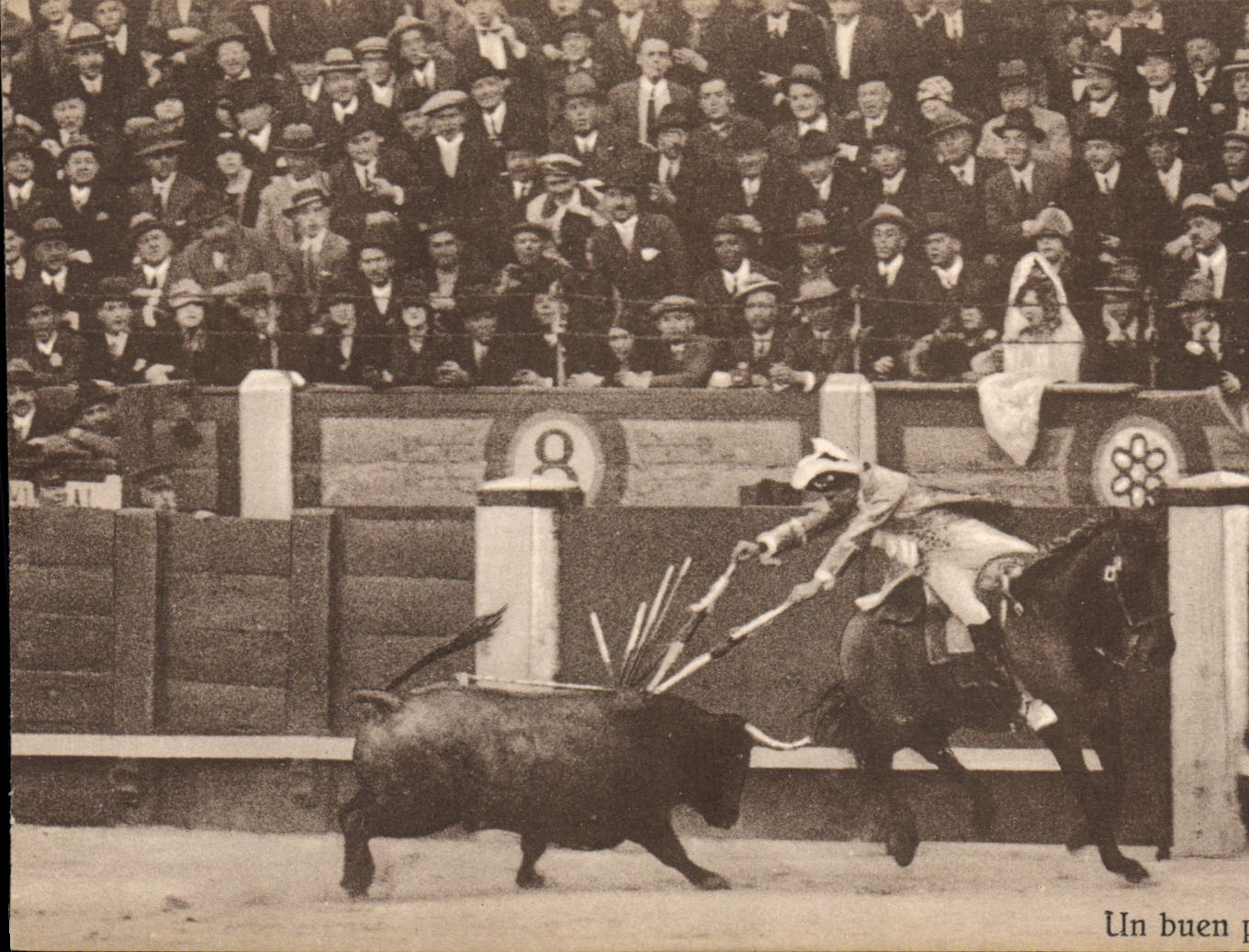CPA Corrida Course de taureaux Un buen par a caballo