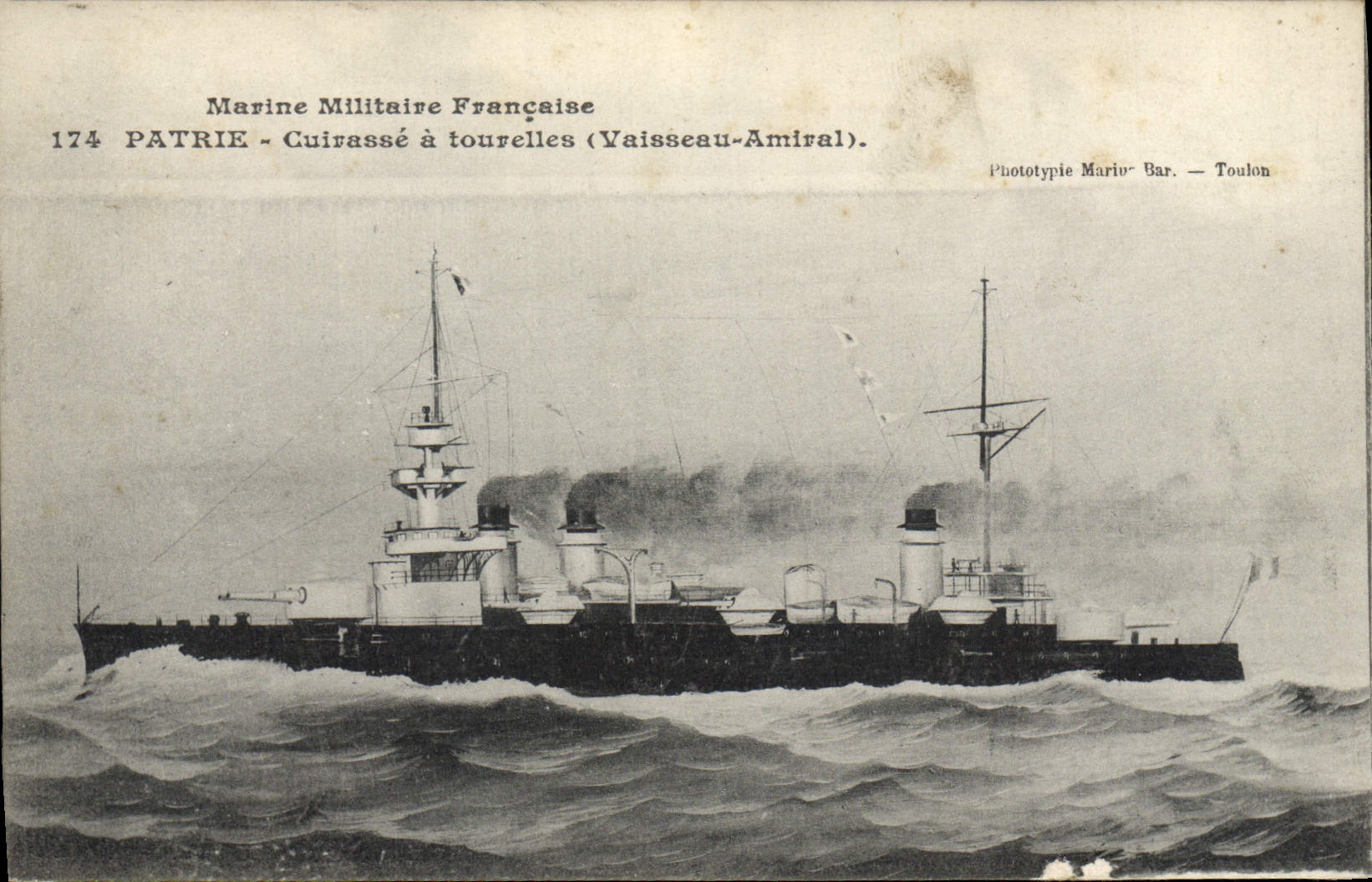 CPA Bateau de Guerre Patrie Cuirasse a tourelles Vaisseau Amiral 