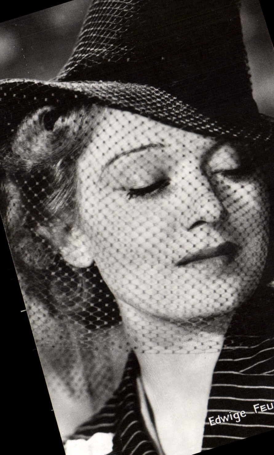 Postal Cine Edwige Feuillere