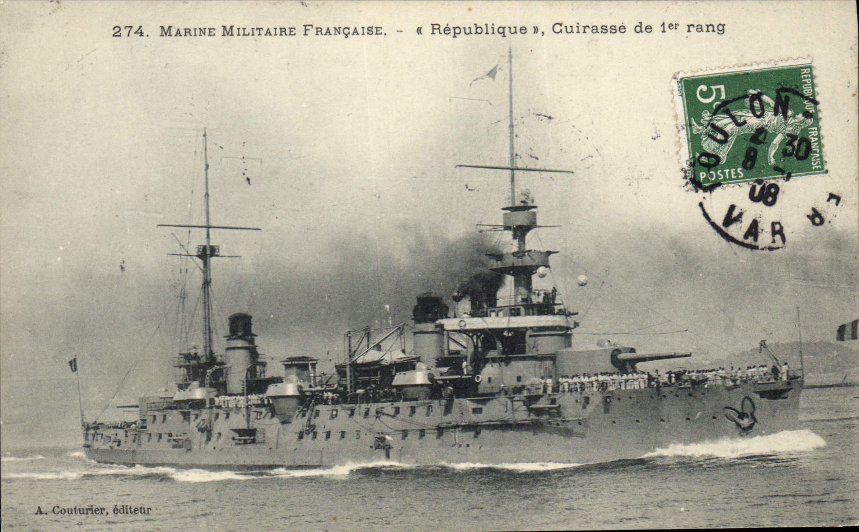 CPA Bateau de Guerre Republique Cuirasse de 1er rang 