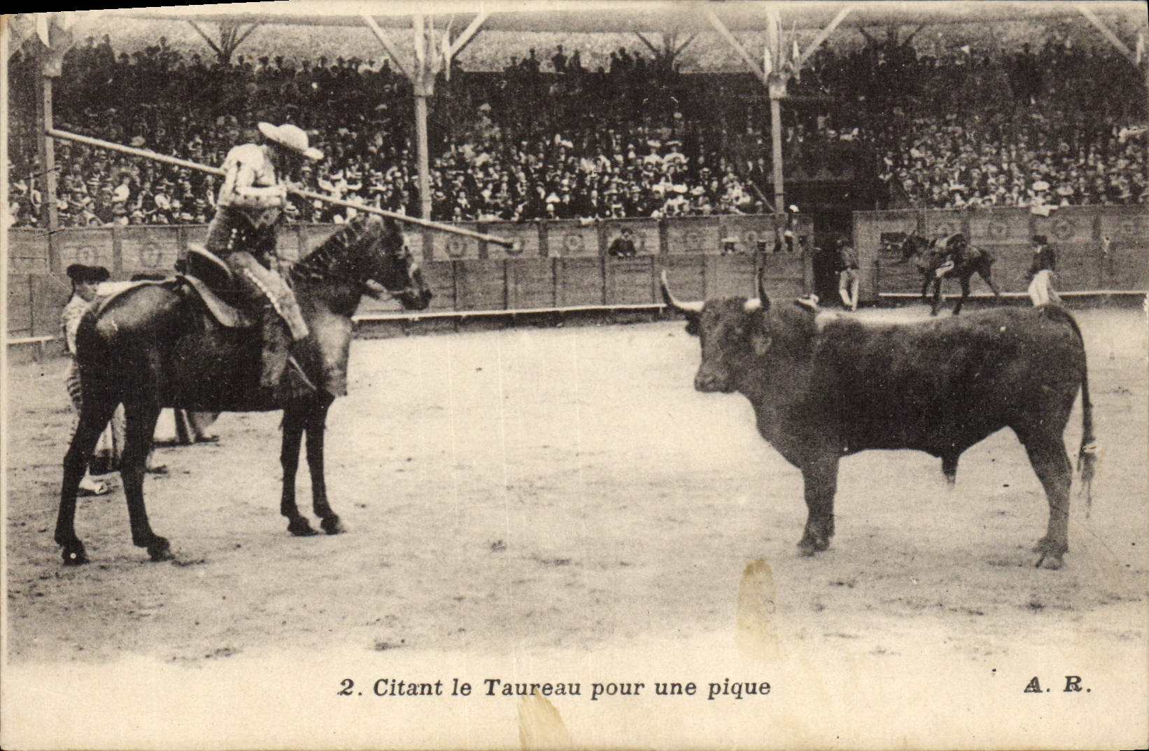 CPA Corrida Course de Taureaux Citant le taureau pour une pique 