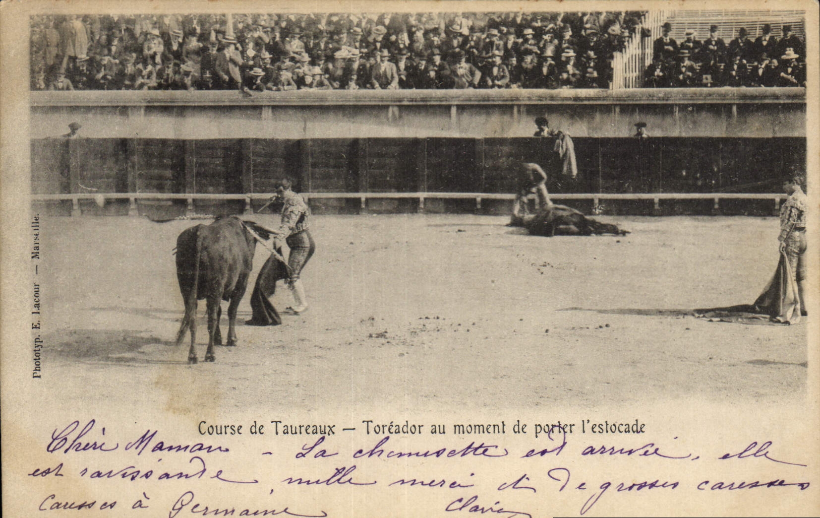 CPA Corrida Course de Taureaux Toreador au moment de porter l'estocade