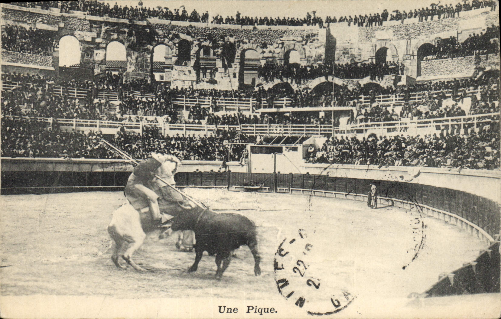 CPA Corrida Course de Taureaux Une pique