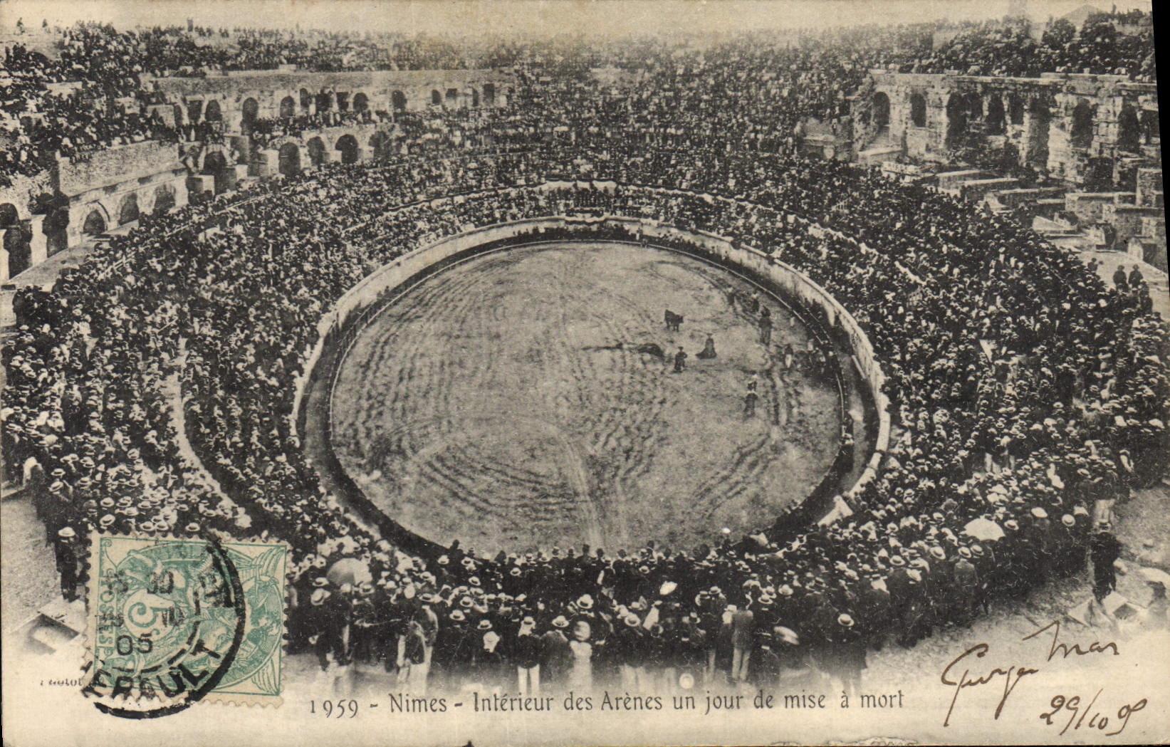 CPA Corrida Course de Taureaux Nimes Interieur des arenes un jour de mise a mort