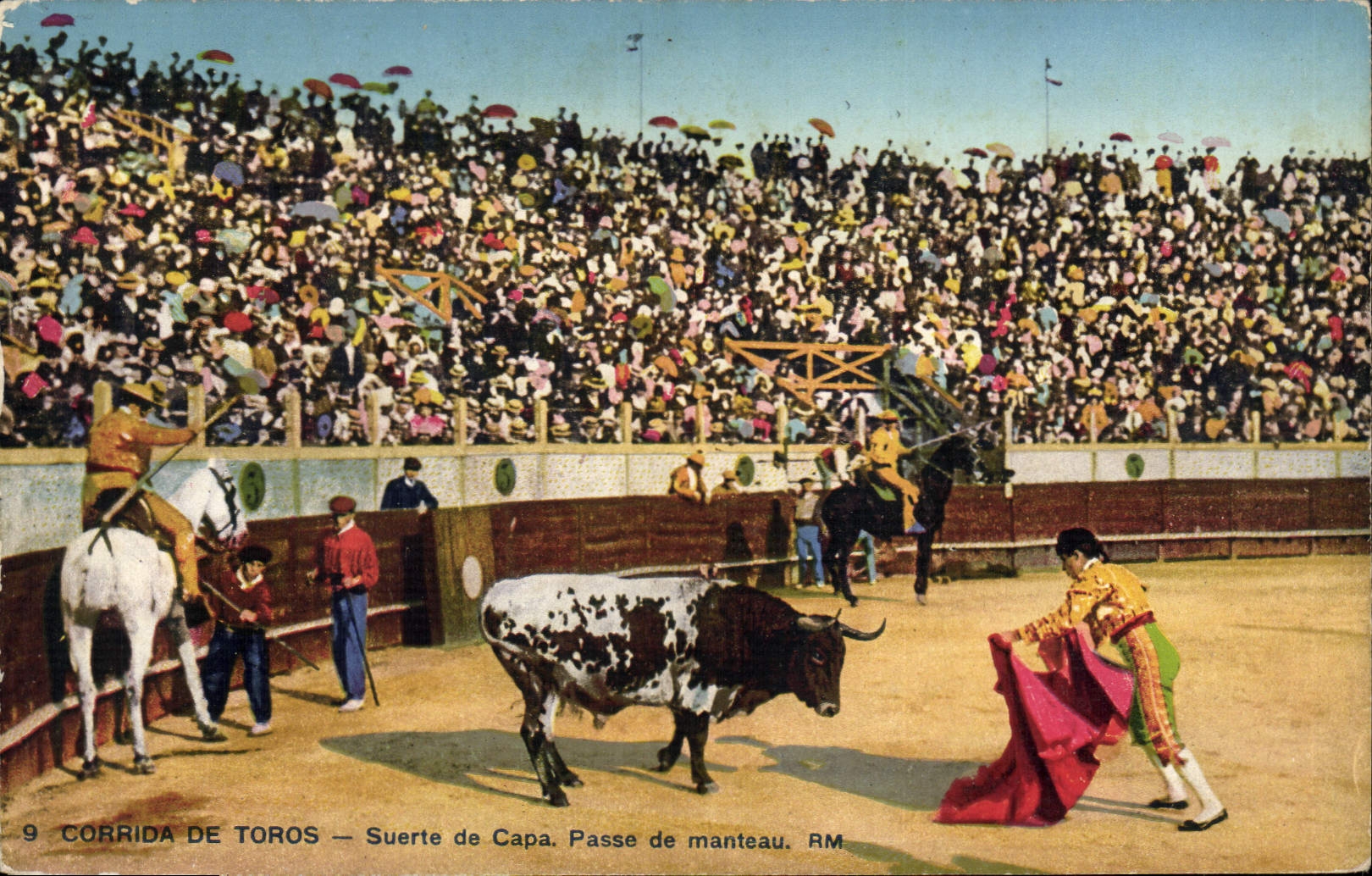 CPA Corrida Course de taureaux Suerte de capa