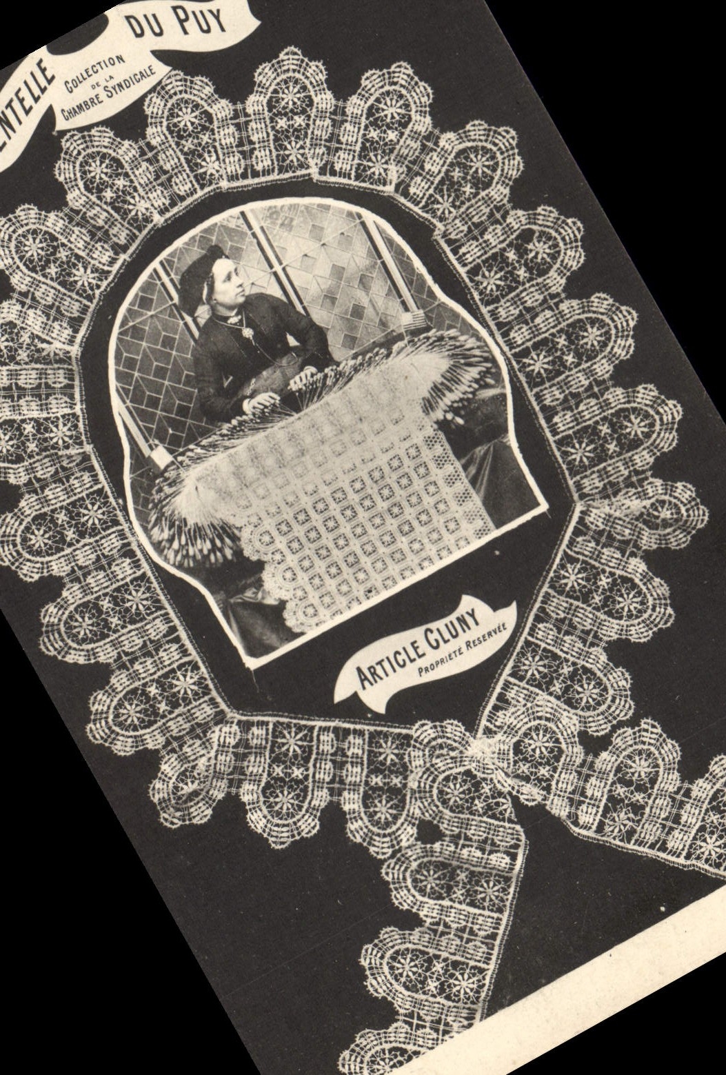 CPA Dentelle Dentelliere Le Puy Article Cluny 