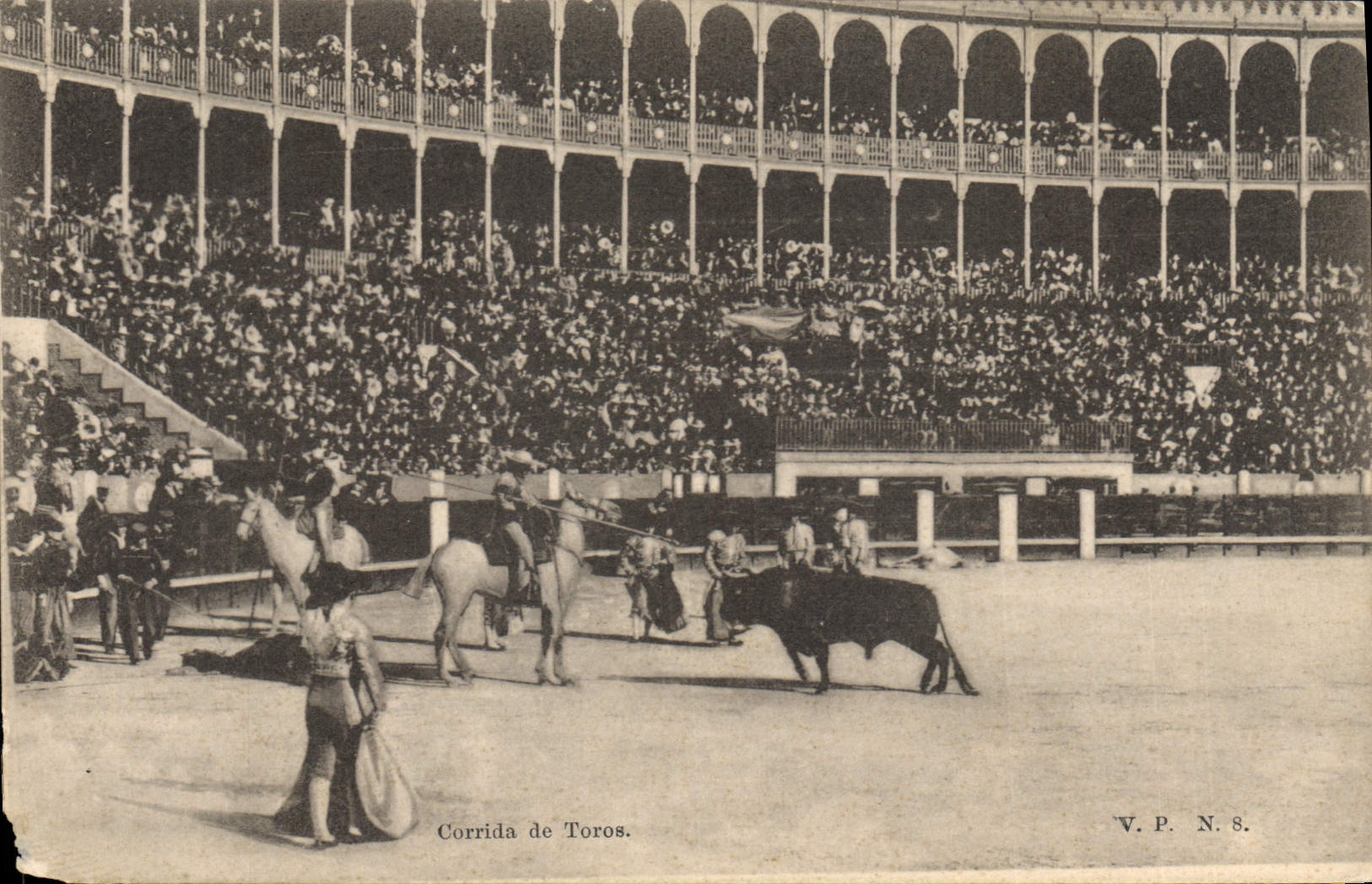 CPA Corrida Course de taureaux 