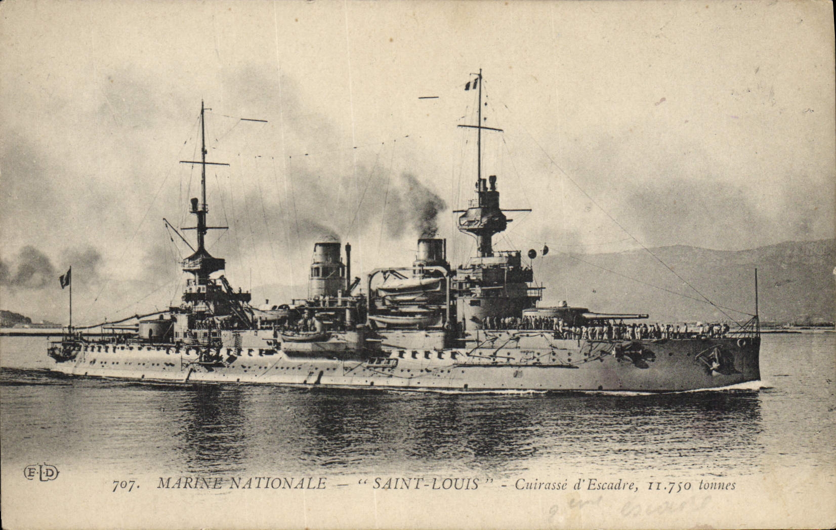 CPA Bateau de Guerre Le Saint Louis Cuirasse d'escadre 