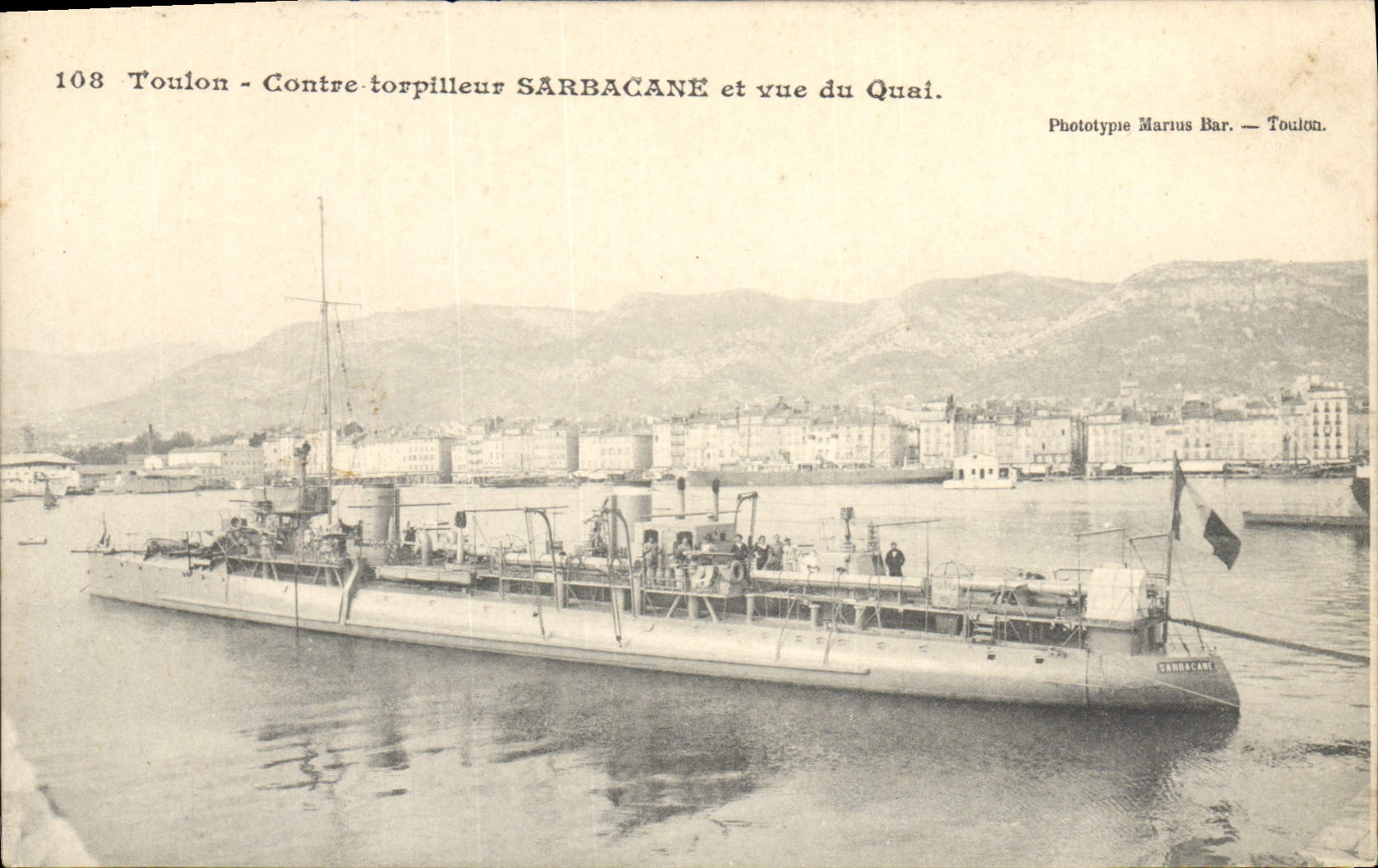 CPA Bateau de Guerre Toulon Contre torpilleur Sarbacane et vue du quai 