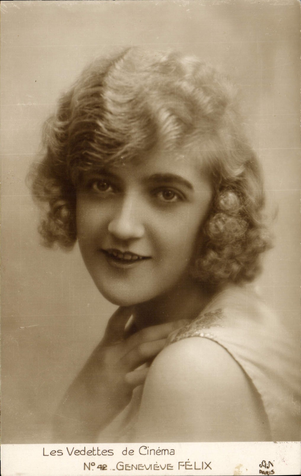 CPM Cinema Genevieve Felix 