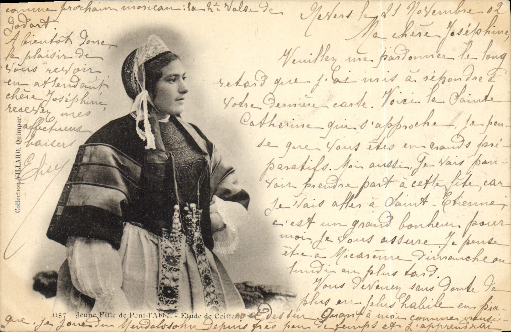 CPA Folklore Jeune fille de Pont L'Abbe