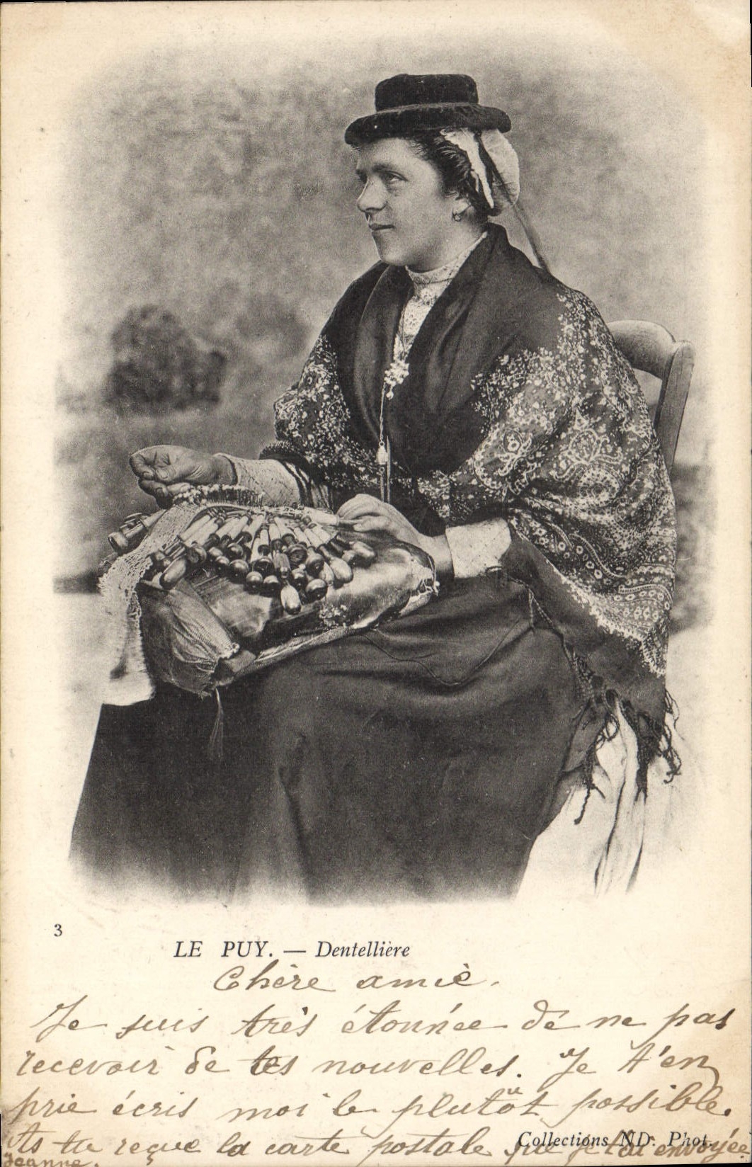 CPA Dentelle Dentelliere Le Puy 