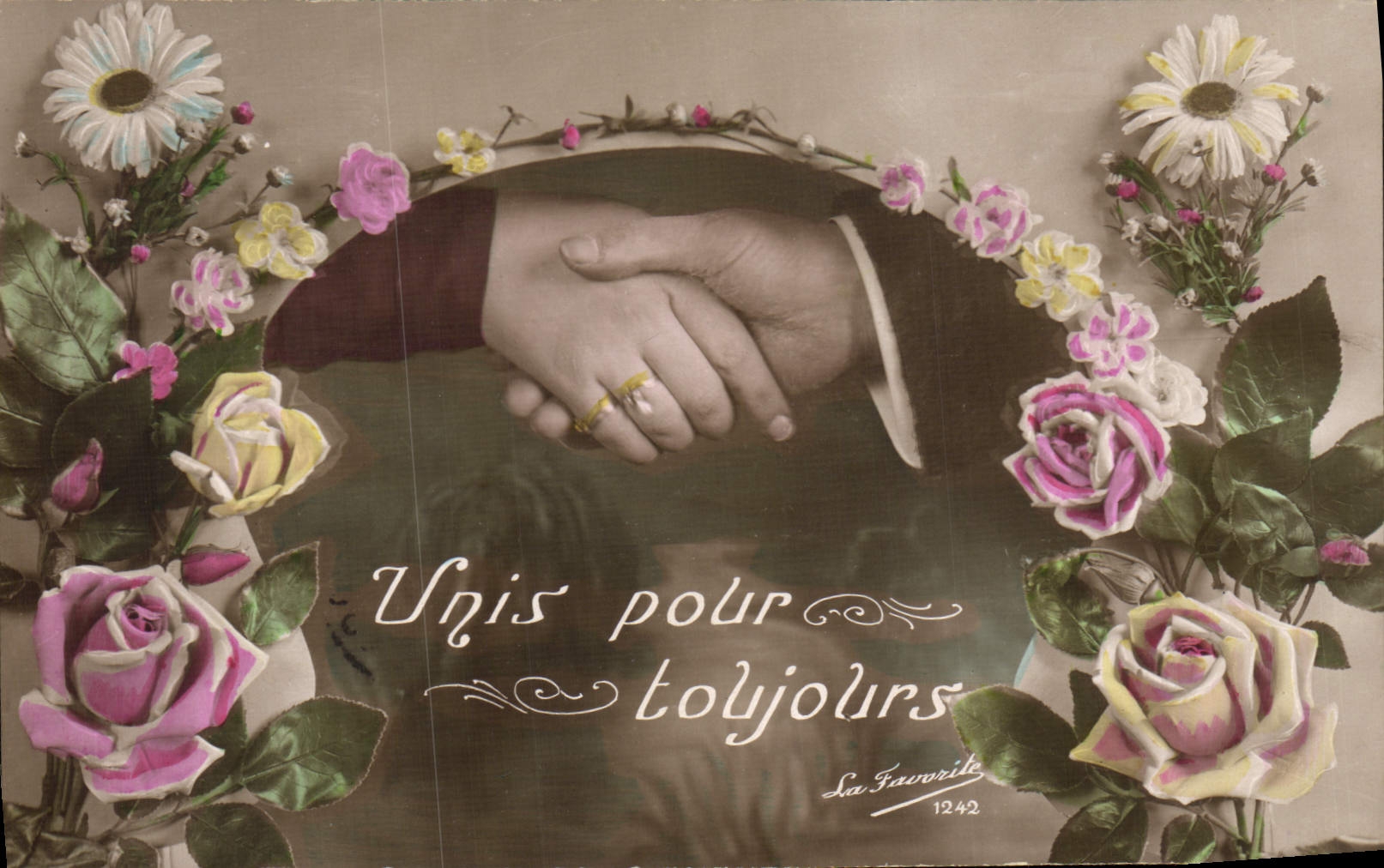 CPA Fantaisie Fleurs Main 