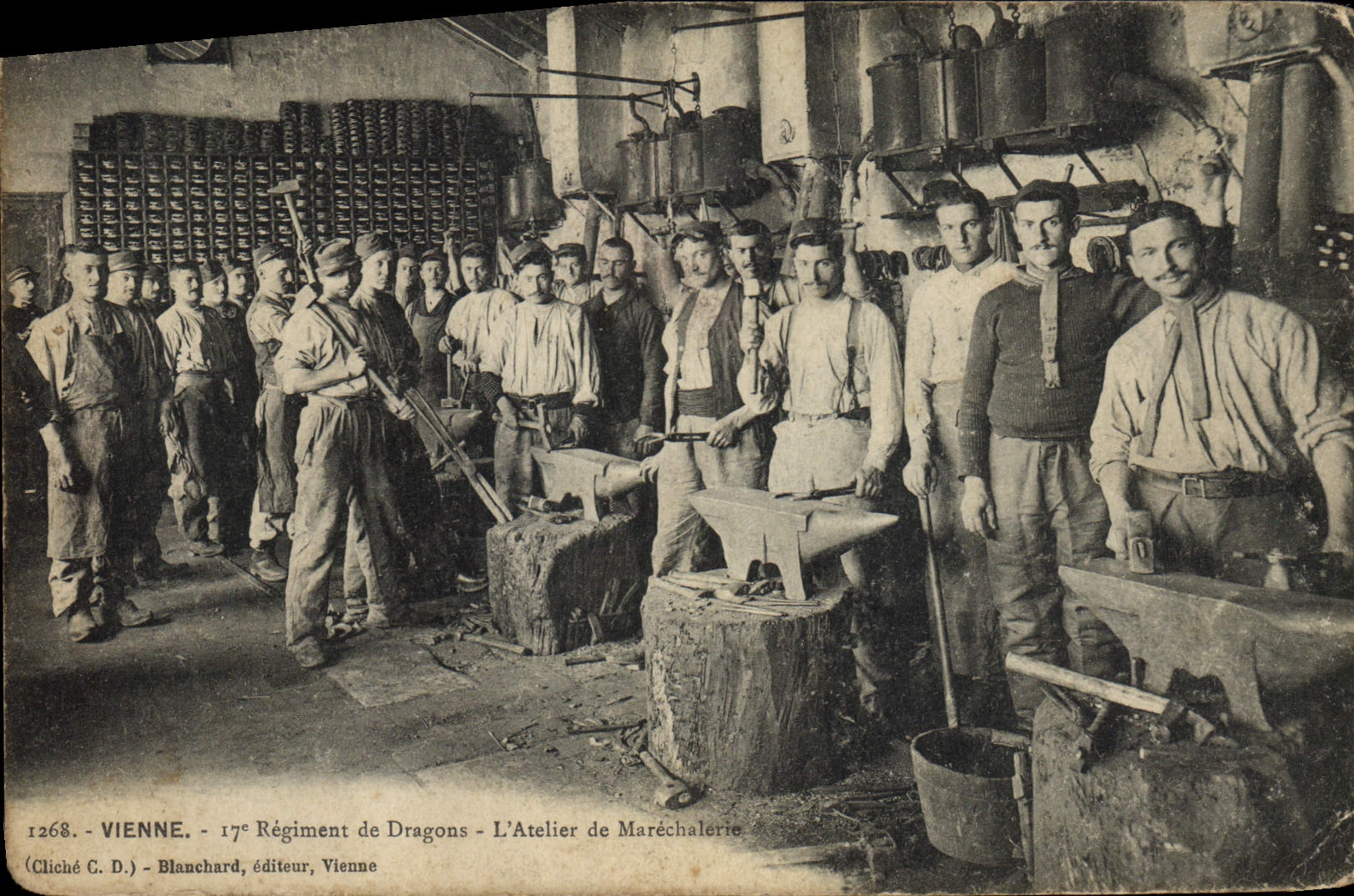 Postal Caballo Equitación Hípica Viena 17.o regimiento de Dragones el taller de marechalerie Militaria