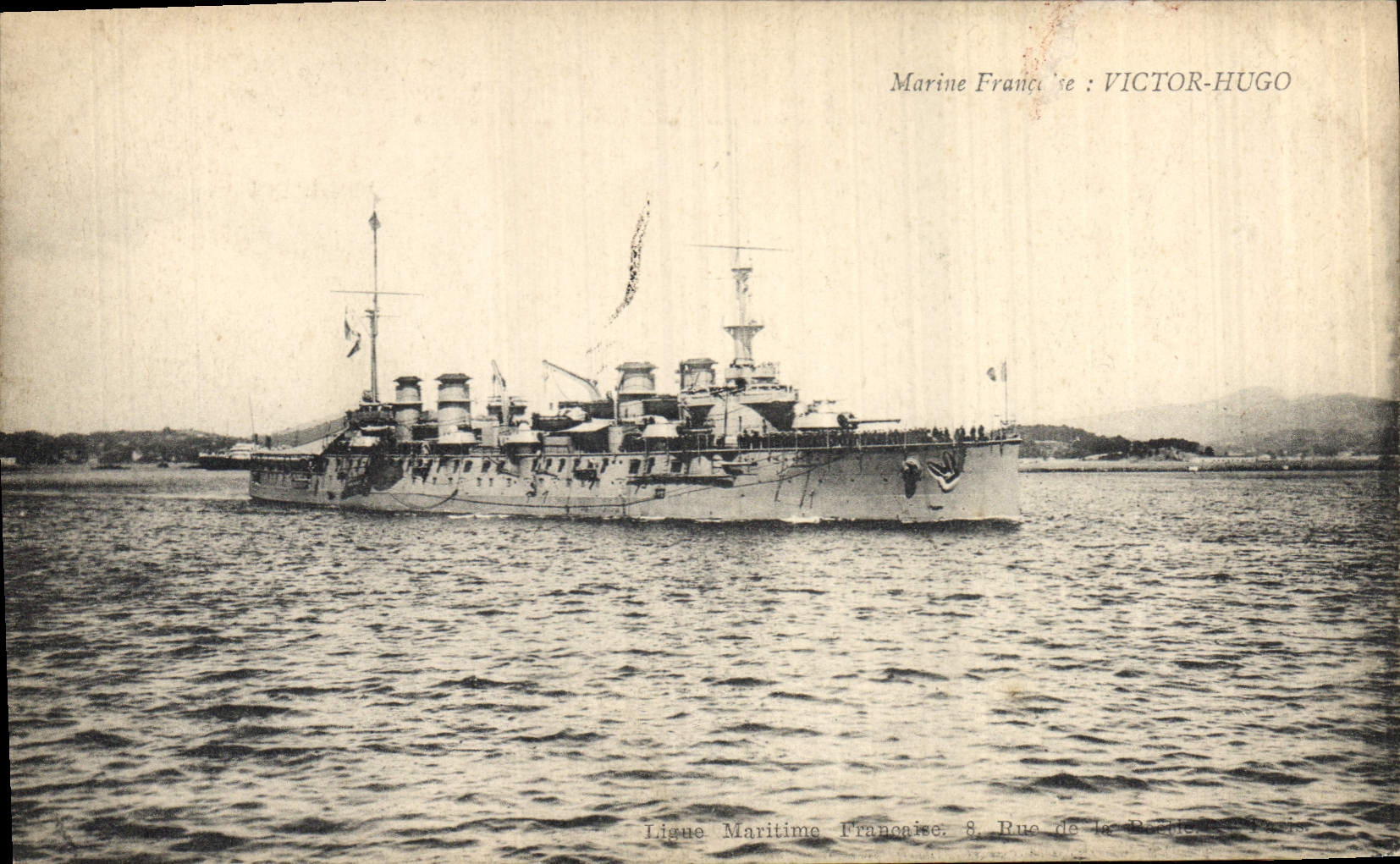 CPA Bateau de Guerre Victor Hugo 