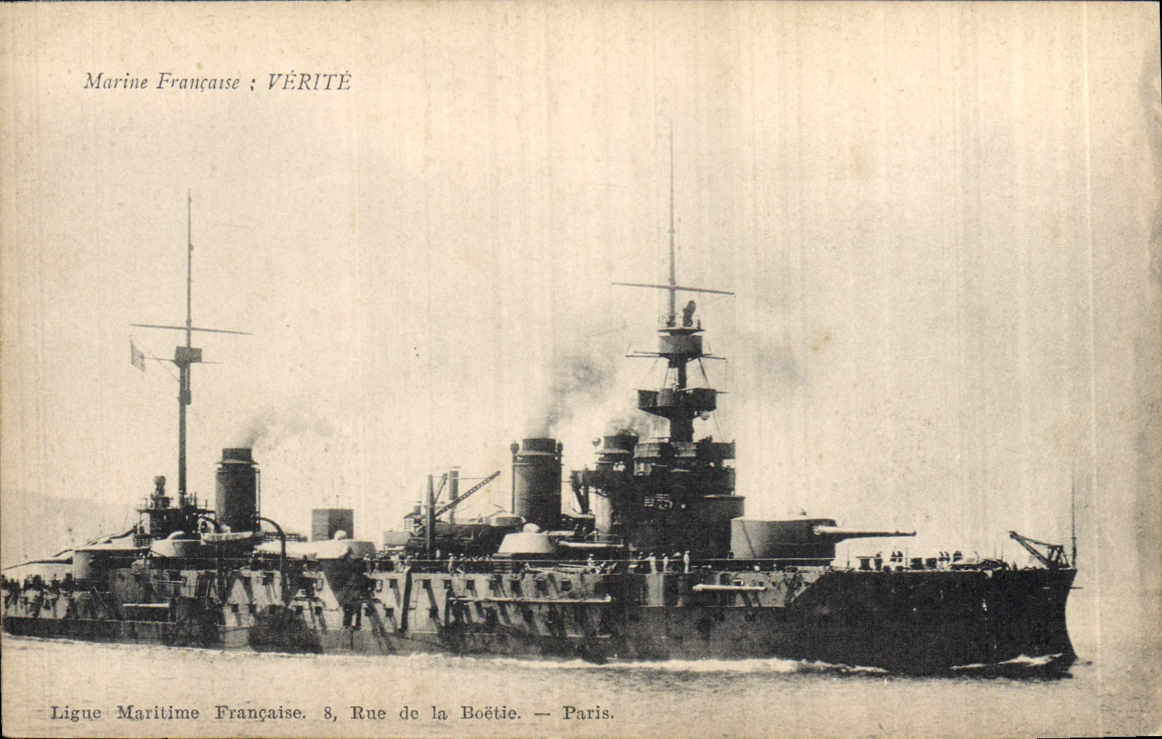 CPA Bateau de Guerre Verite 
