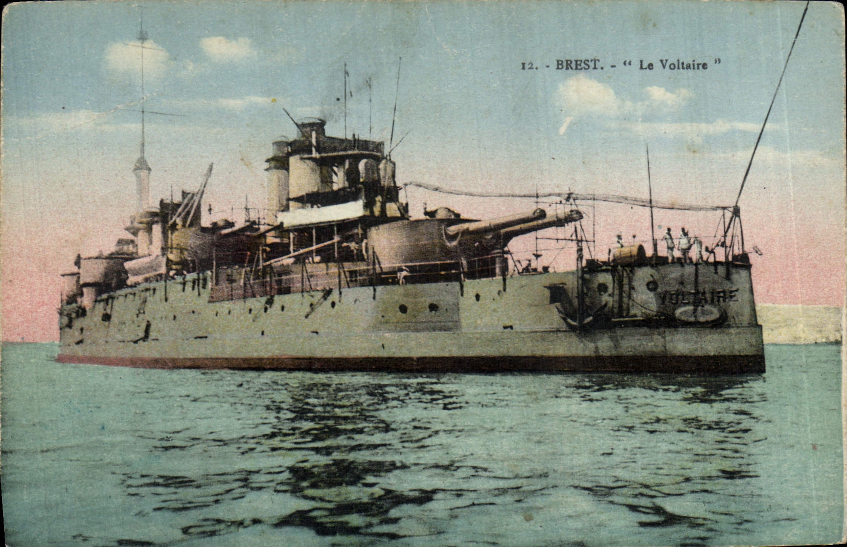 CPA Bateau de Guerre Brest Le Voltaire 