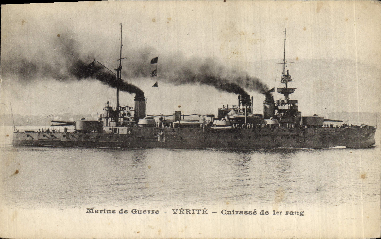 CPA Bateau de Guerre Verite Cuirasse de 1er rang 