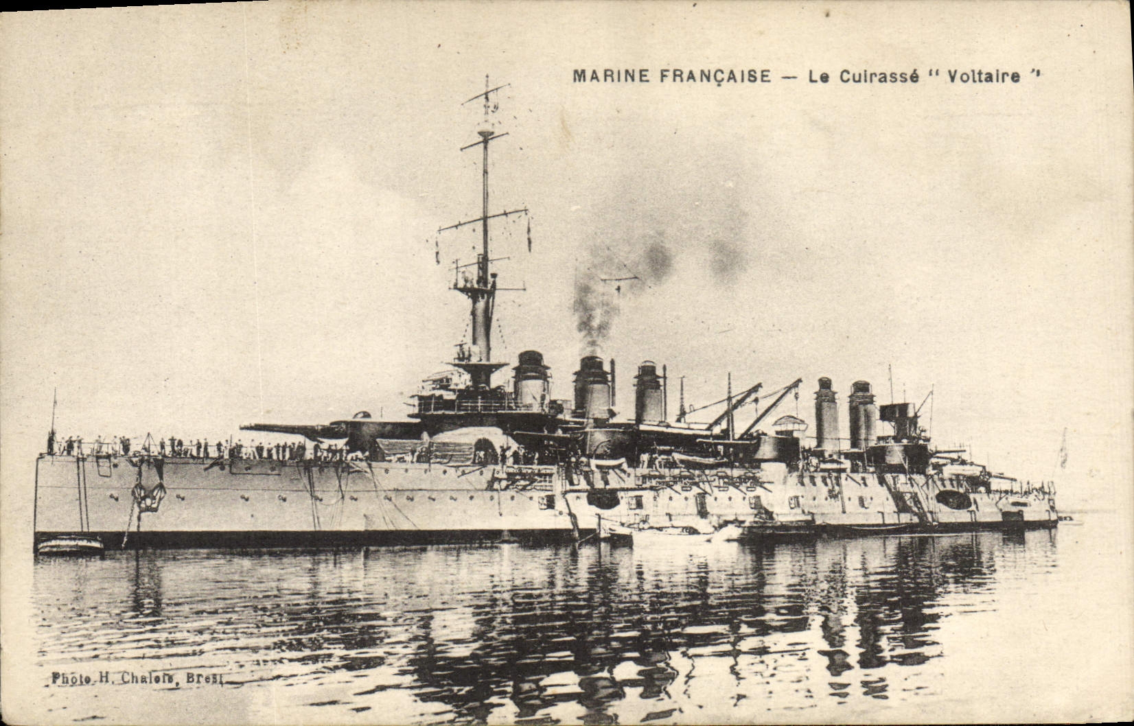 CPA Bateau de Guerre Le Cuirasse Voltaire