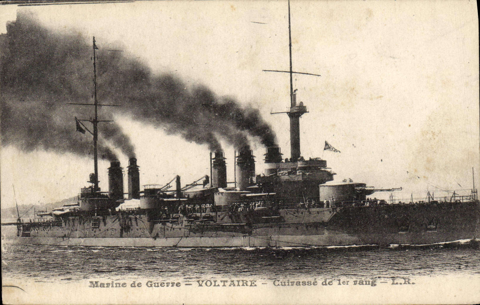 CPA Bateau de Guerre Voltaire Cuirasse de 1er rang