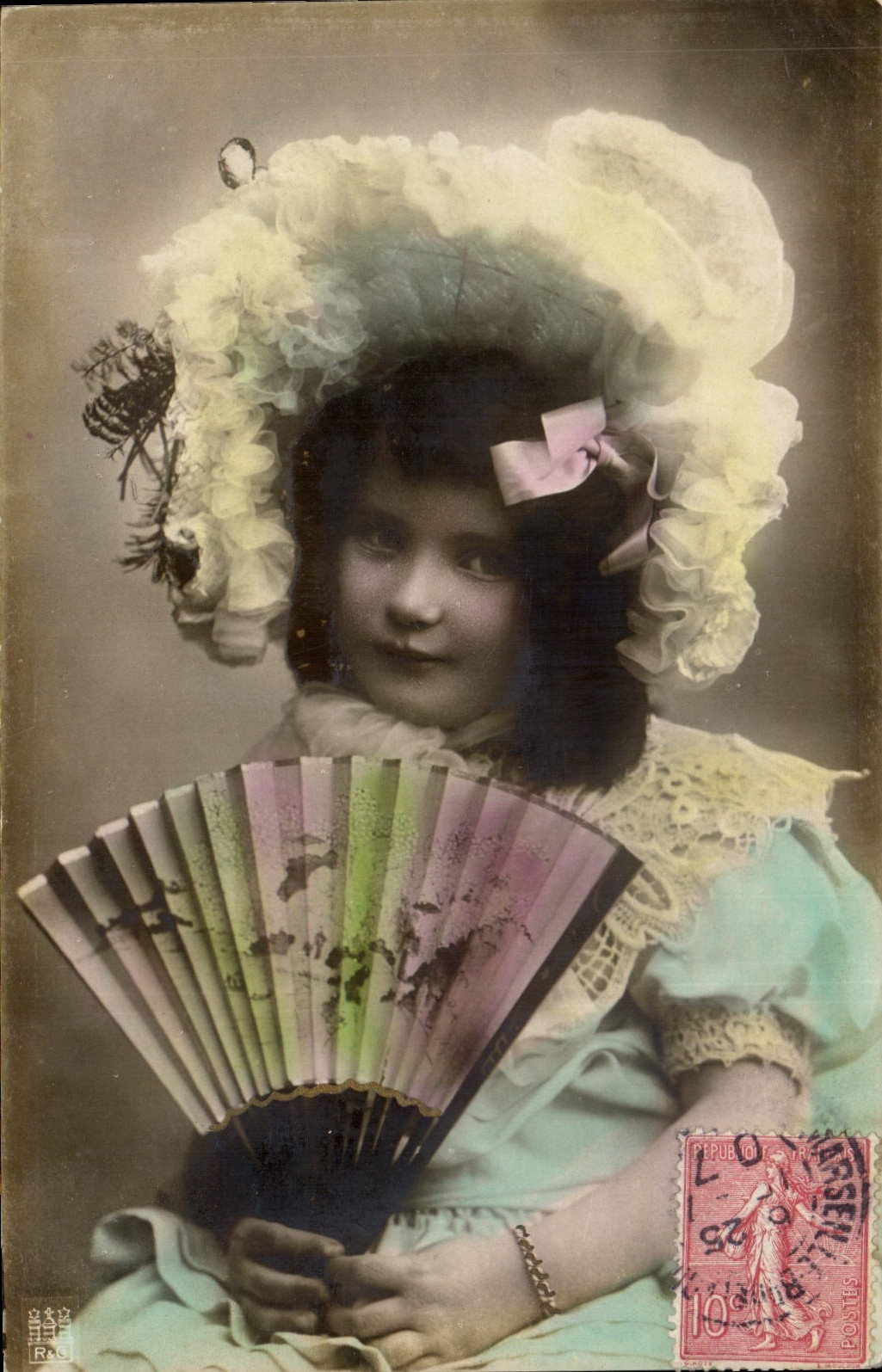 CPA Fantaisie Enfant Eventail 