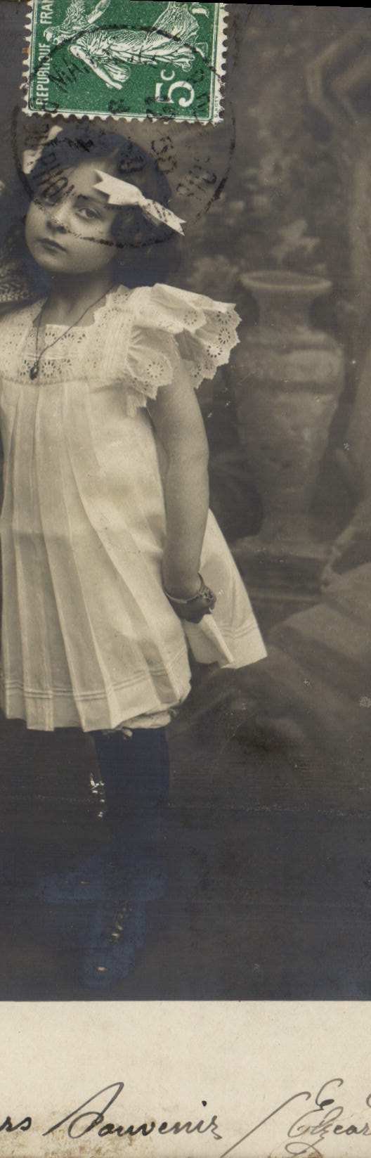 CPA Fantaisie Enfant Eventail 