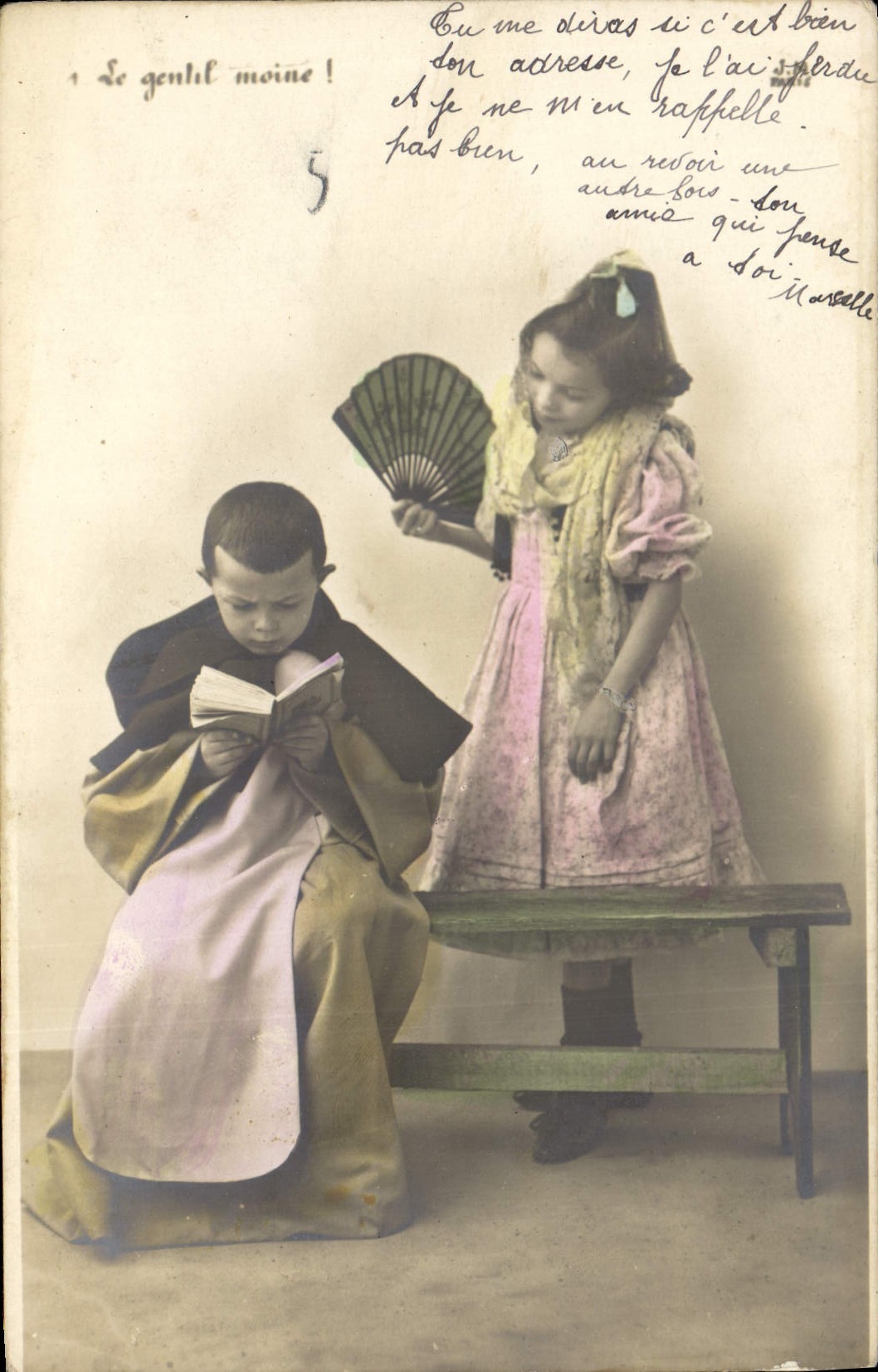 CPA Fantaisie Enfants Eventail 