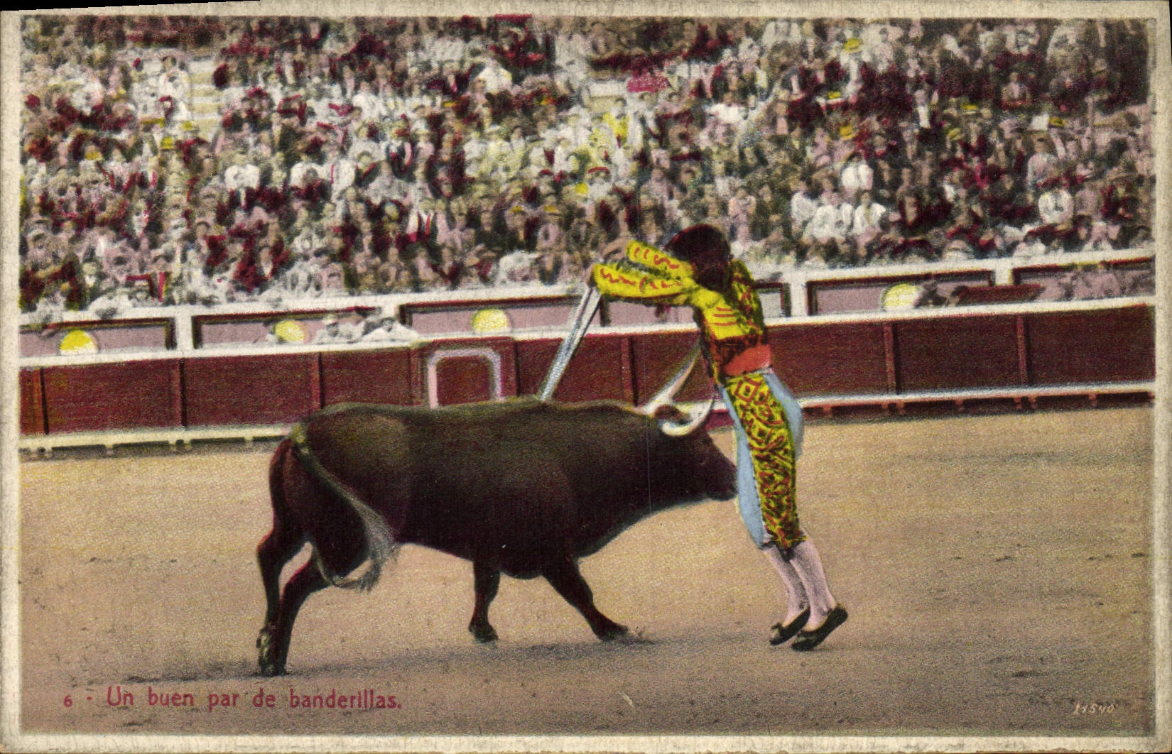 CPA Corrida Course de taureaux Un buen par de banderillas 