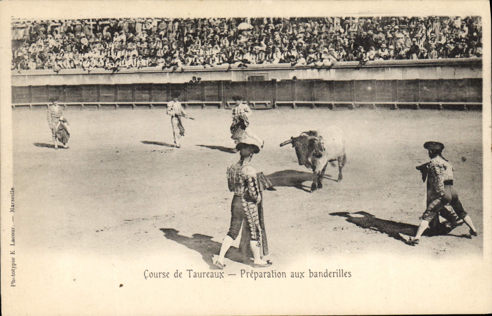 CPA Corrida Course de taureaux Preparation aux banderilles