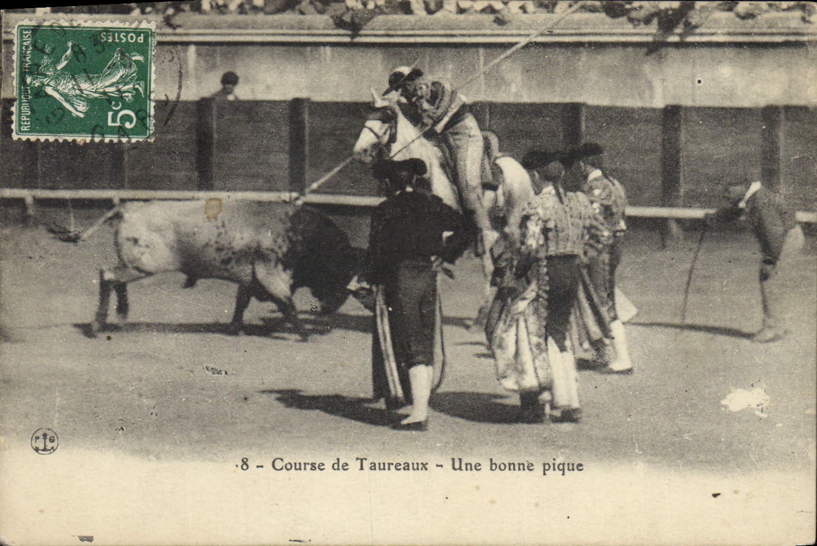 CPA Corrida Course de taureaux Une bonne pique