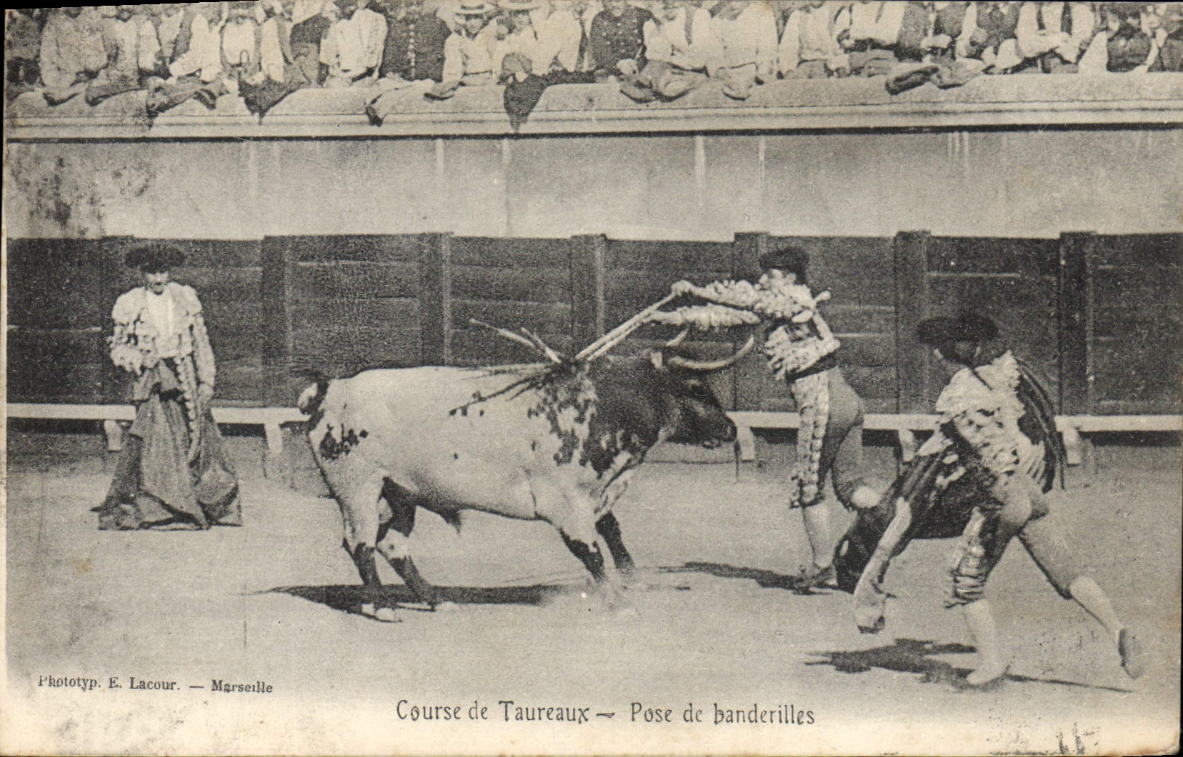 CPA Corrida Course de taureaux Pose de banderilles