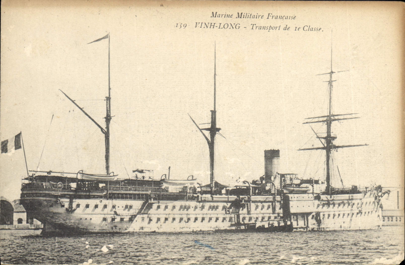 CPA Bateau de Guerre Vinh Long Transport de 1ere classe 