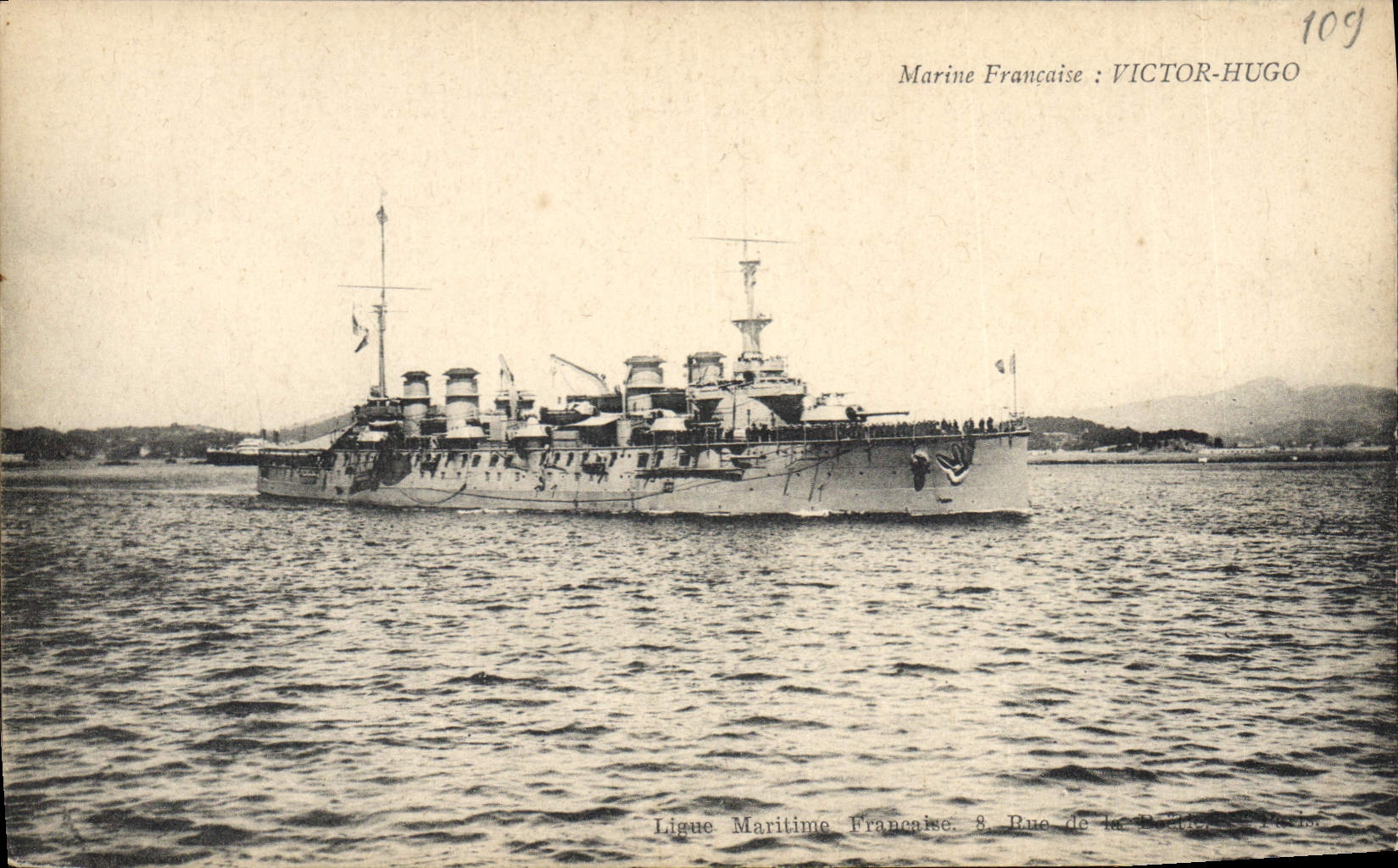 CPA Bateau de Guerre Victor Hugo 