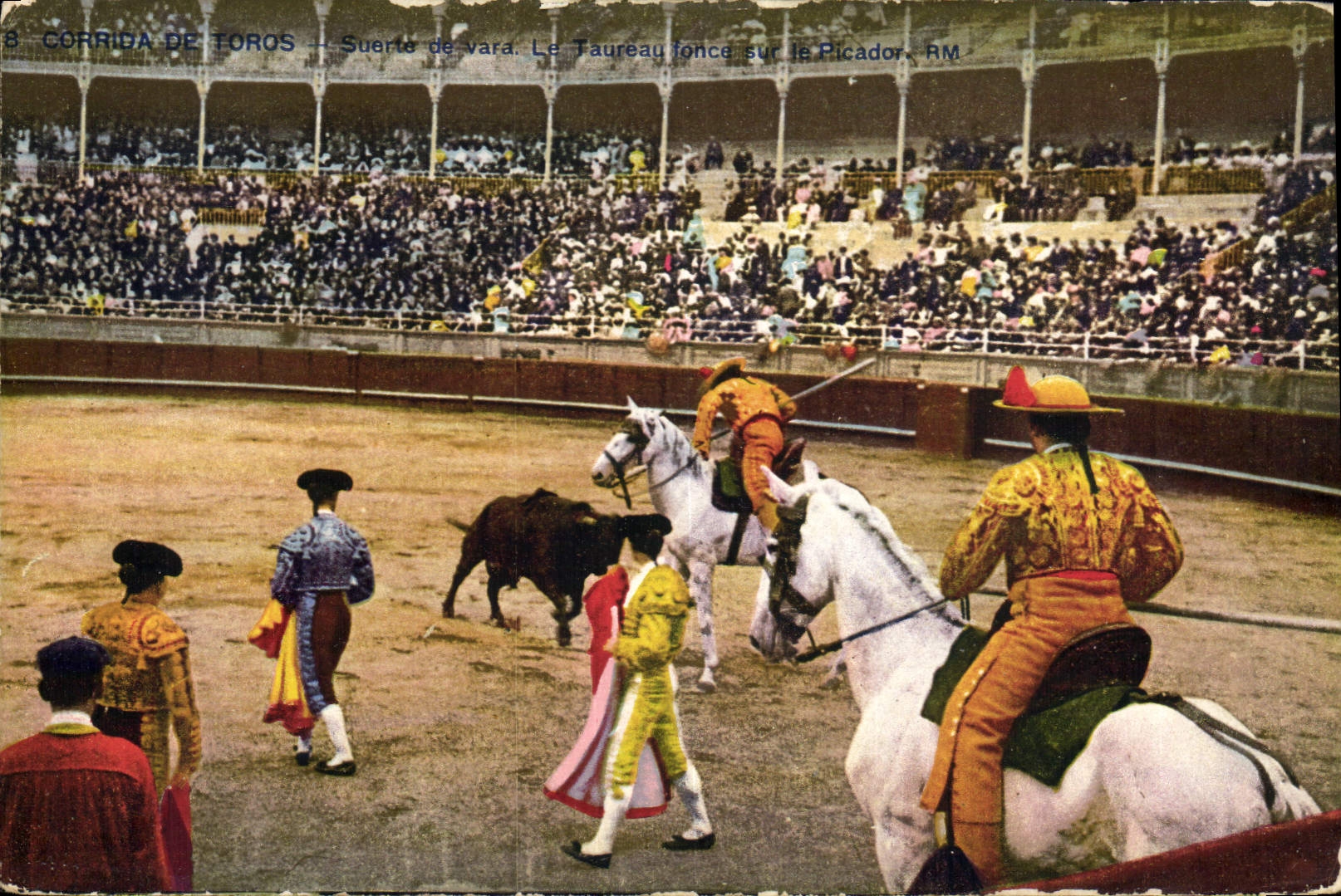 CPA Corrida Course de taureaux Suerte de vara