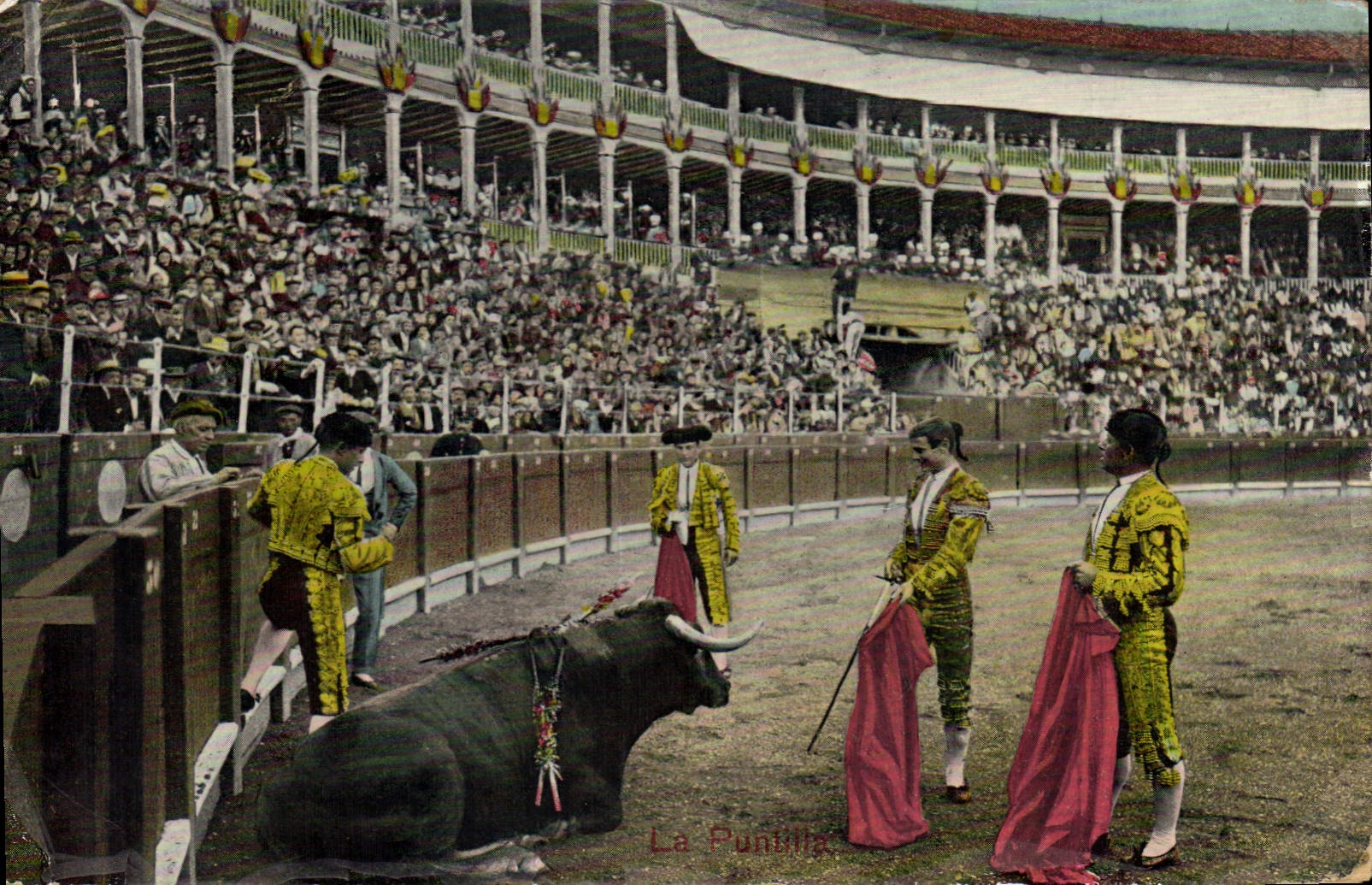 CPA Corrida Course de taureaux La Puntilla