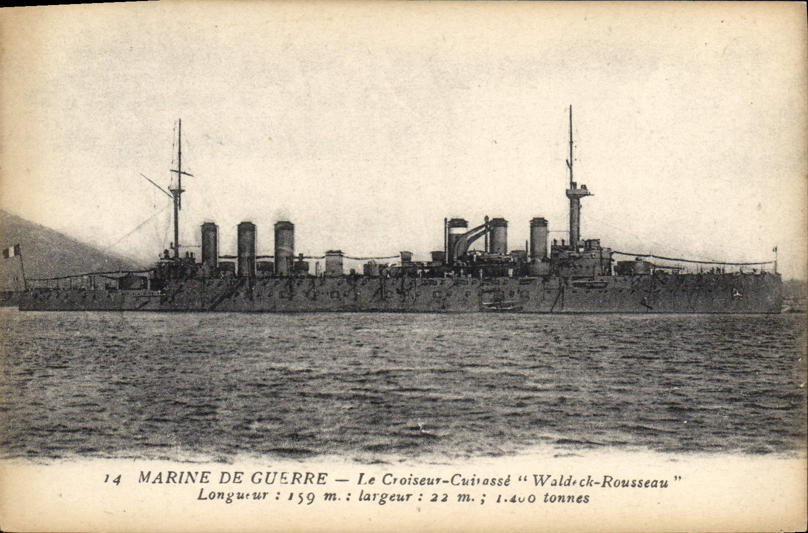 CPA Bateau de Guerre Le croiseur cuirasse Waldeck Rousseau