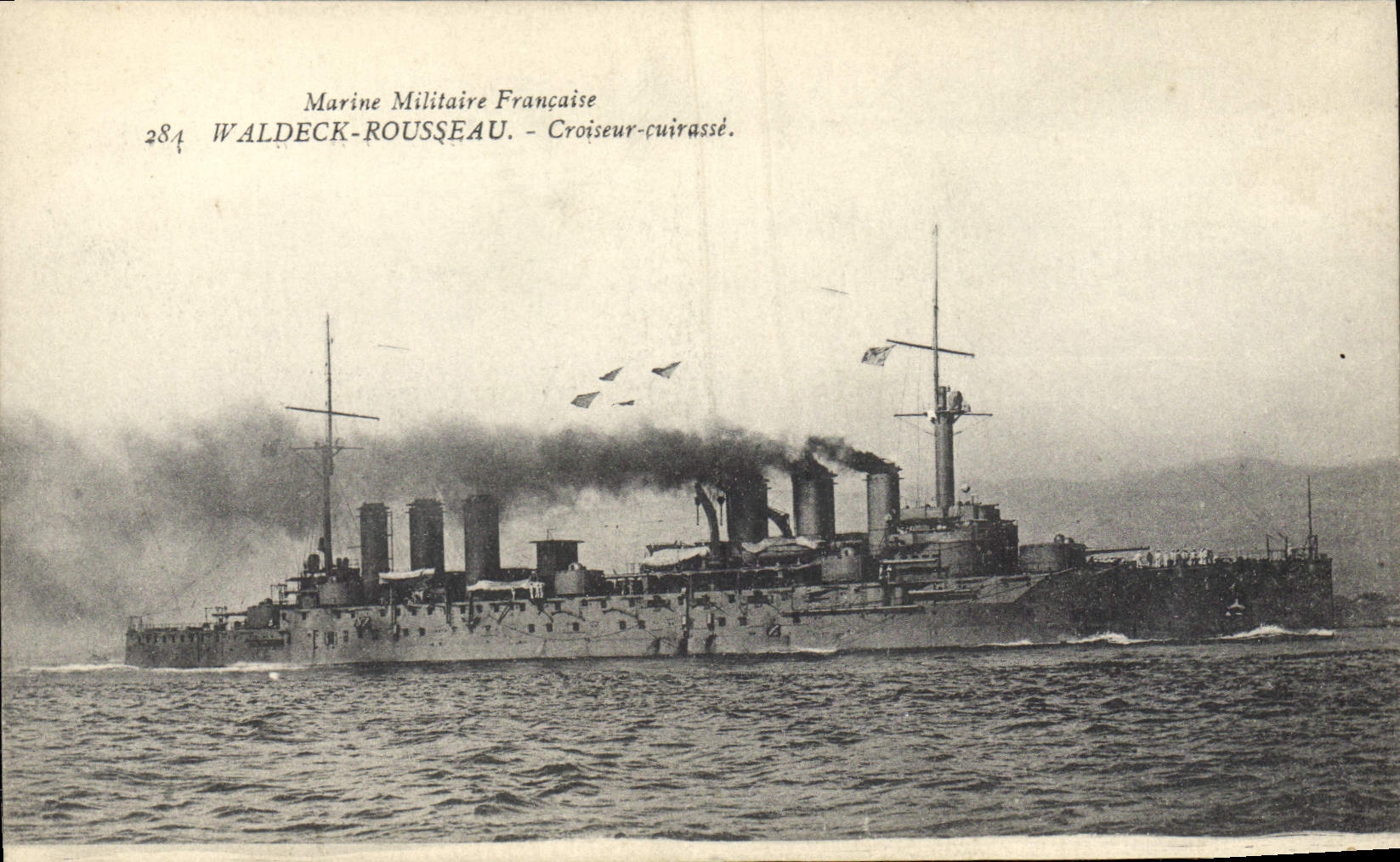 CPA Bateau de Guerre Waldeck Rousseau Croiseur Cuirasse 
