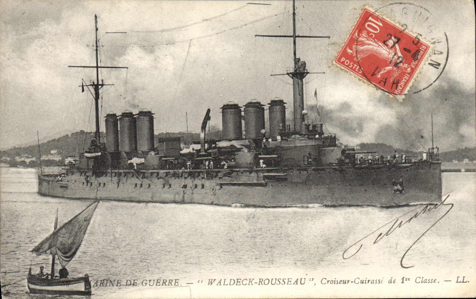 CPA Bateau de Guerre Waldeck Rousseau Croiseur Cuirasse de 1ere classe