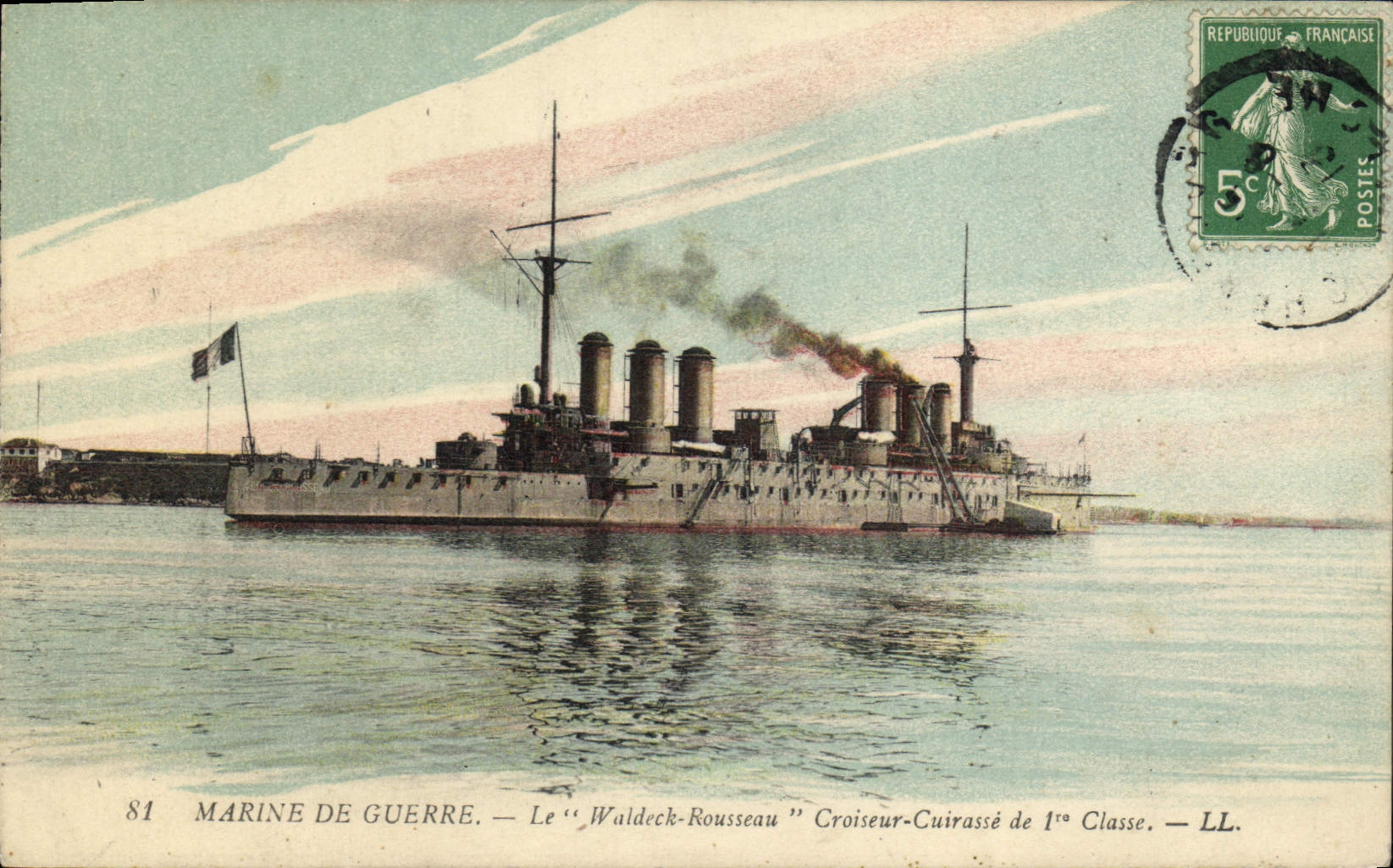 CPA Bateau de Guerre Waldeck Rousseau Croiseur Cuirasse de 1ere classe