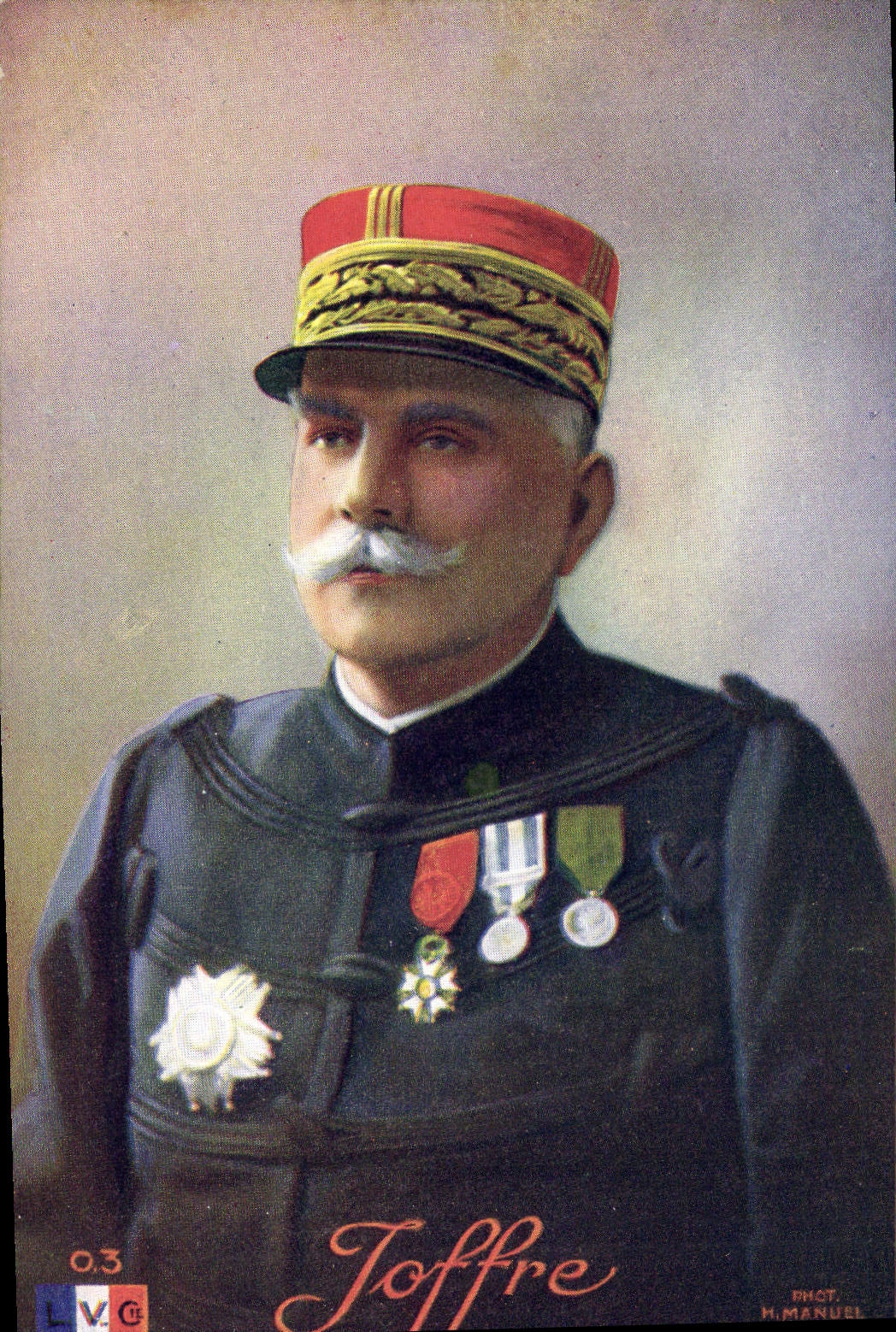 CPA Militaria LVC Joffre Medailles