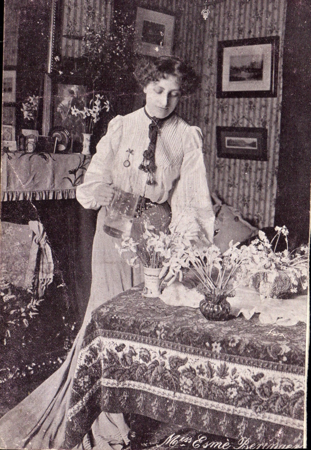 Vintage Postcard Mrs. Esme Beringer