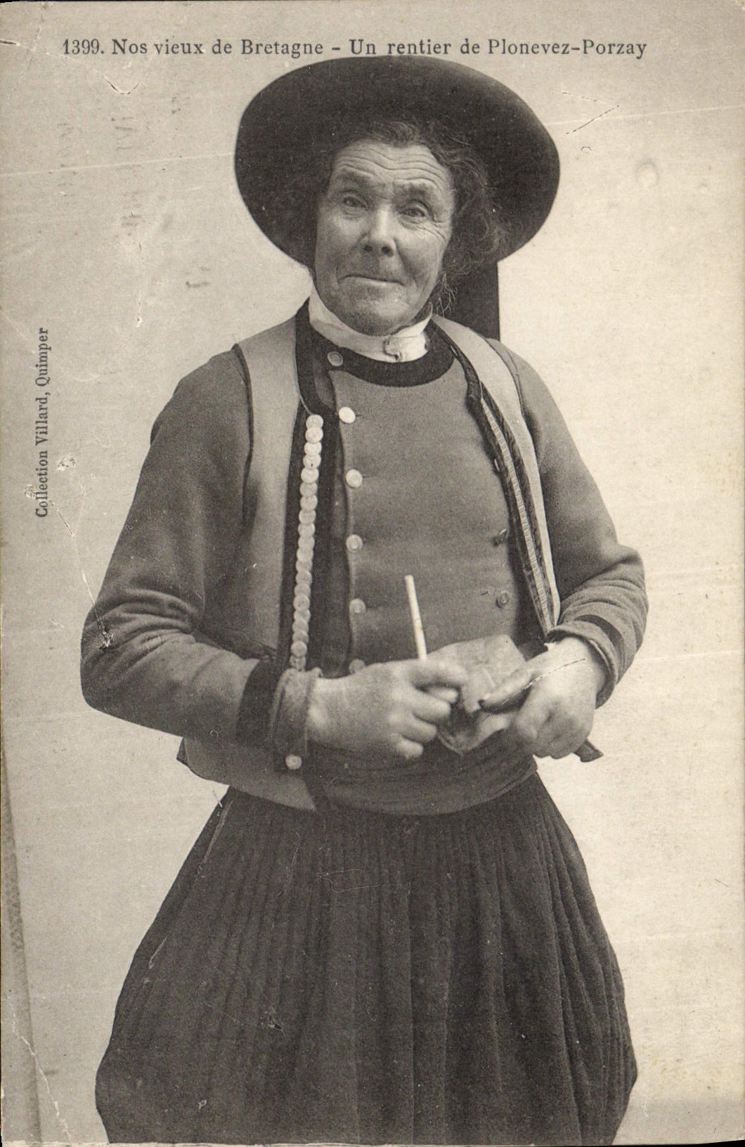 CPA Folklore Un rentier de Plonevez Porzay 