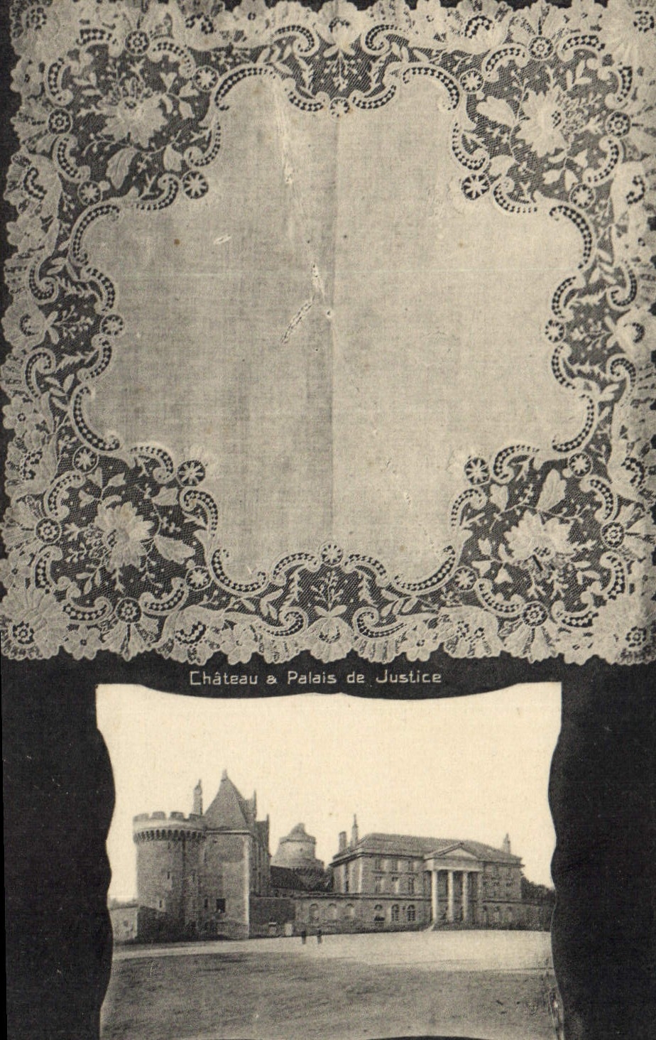 CPA Folklore Dentelle Dentelliere Mouchoir Chateau et palais de justice Alencon 