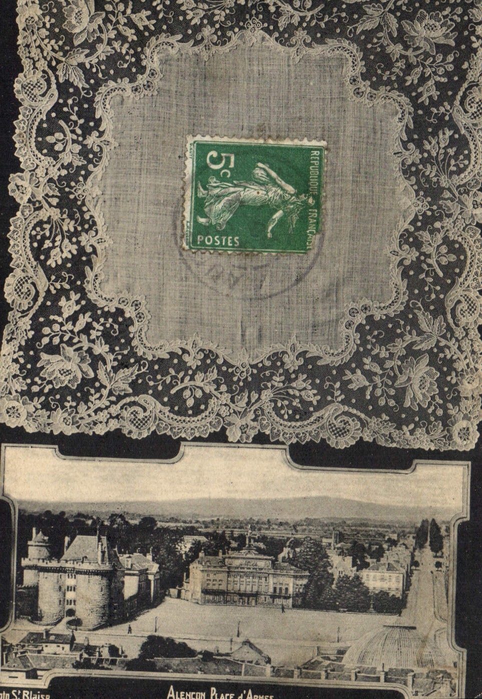 CPA Folklore Dentelle Dentelliere Point d'Alencon Place d'armes 