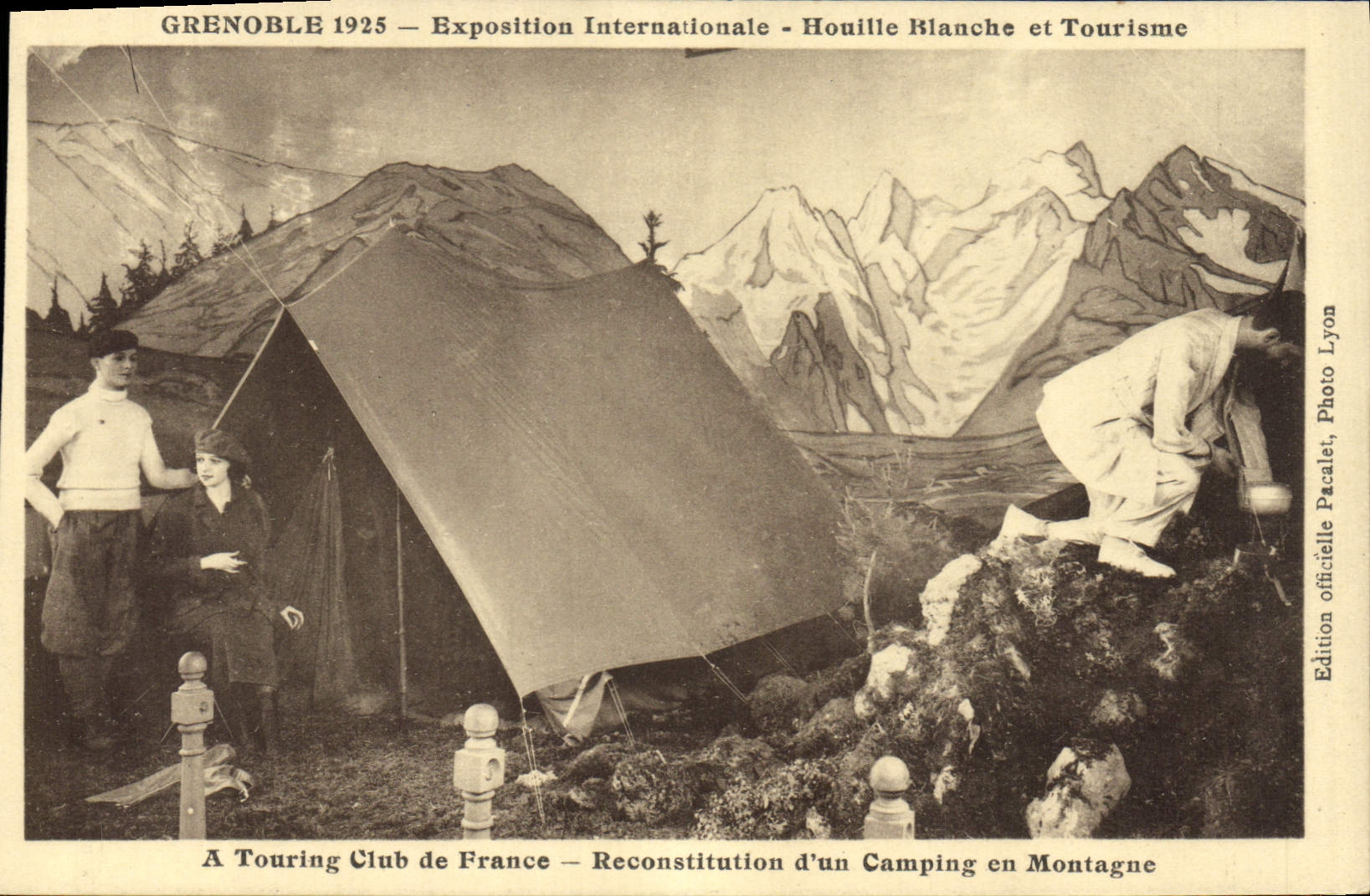 CPA Alpinisme Grenoble 1925 Exposition internationale Houille Blanche et tourisme A Touring Club de France Reconstitution d'un camping en montagne