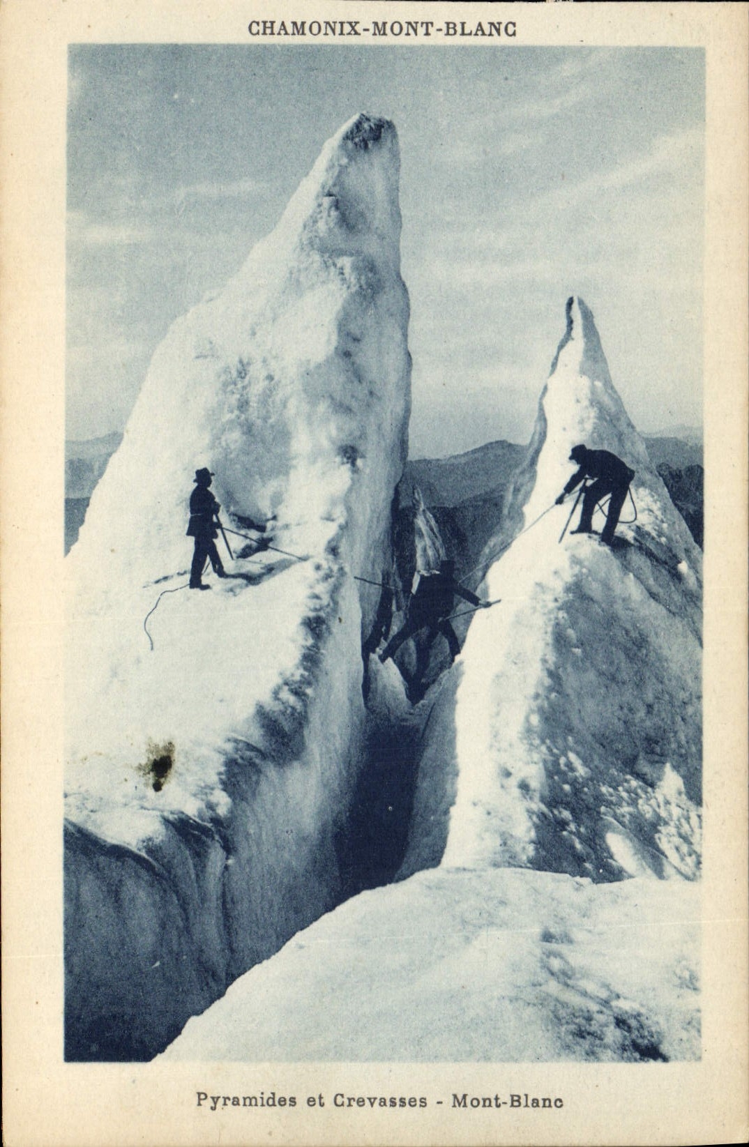 CPA Alpinisme Chamonix Mont Blanc Pyramides et crevasses Mont Blanc 