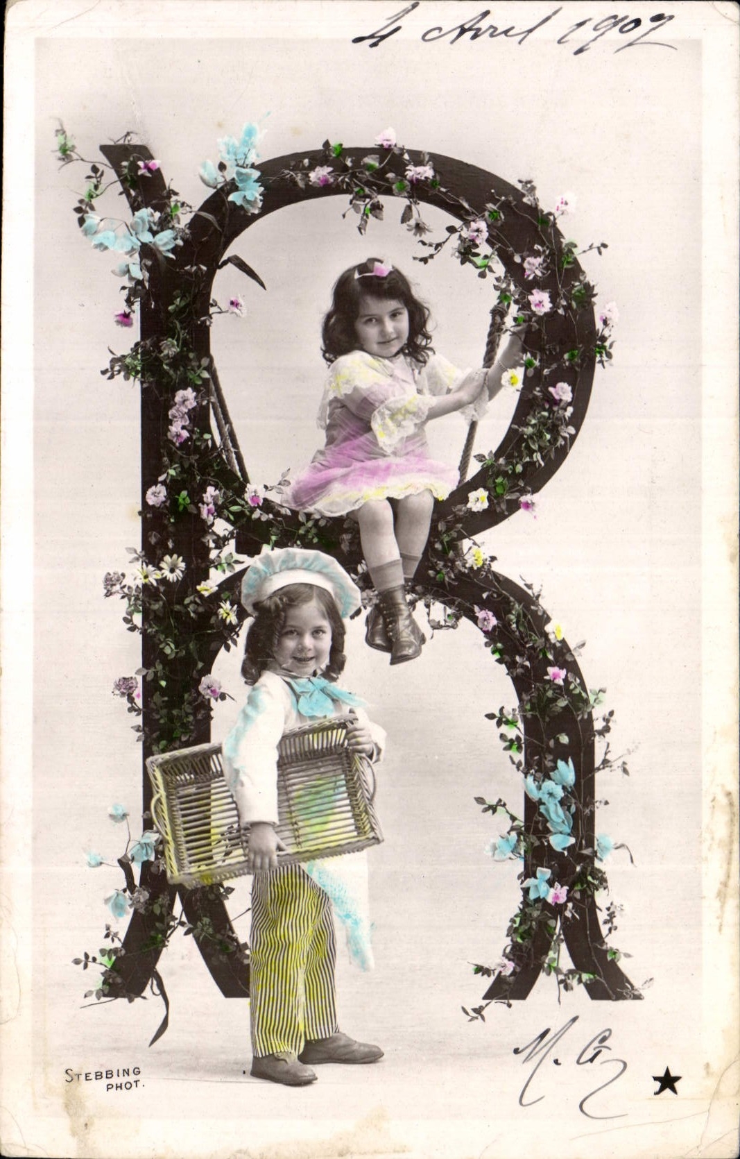 CPA Fantaisie Enfants Lettres Lettre R