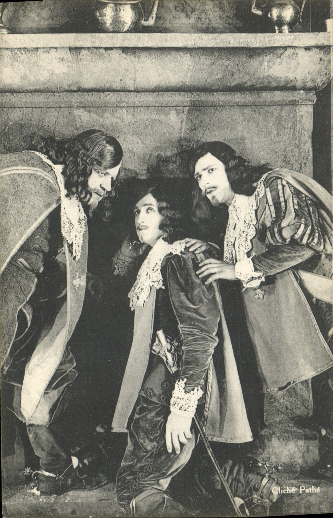 CPA Cinema Les Trois Mousquetaires Alexandre Dumas Auguste Maquet