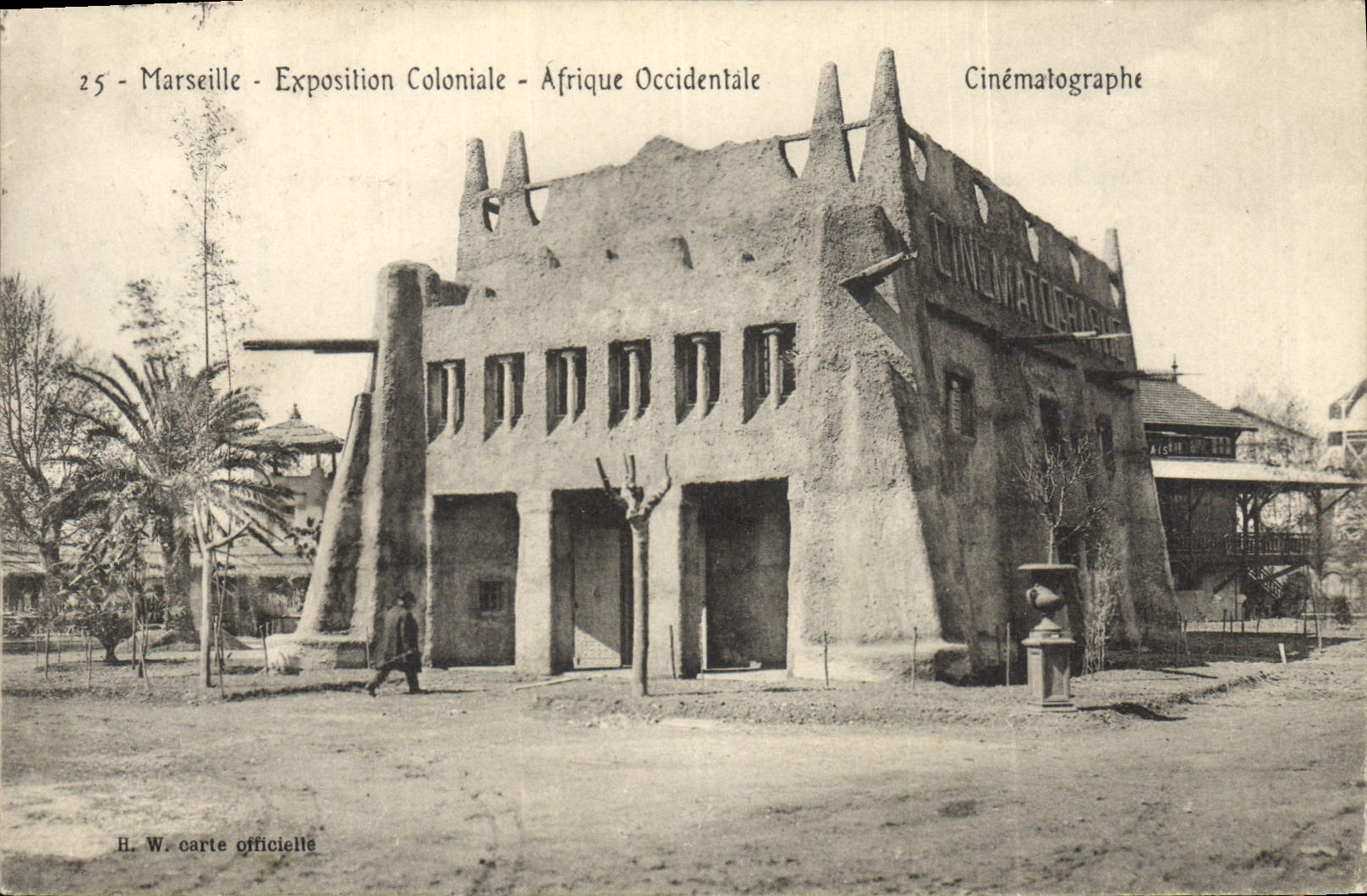 CPA Cinema Marseille Exposition coloniale Afrique Occidentale Cinematographe