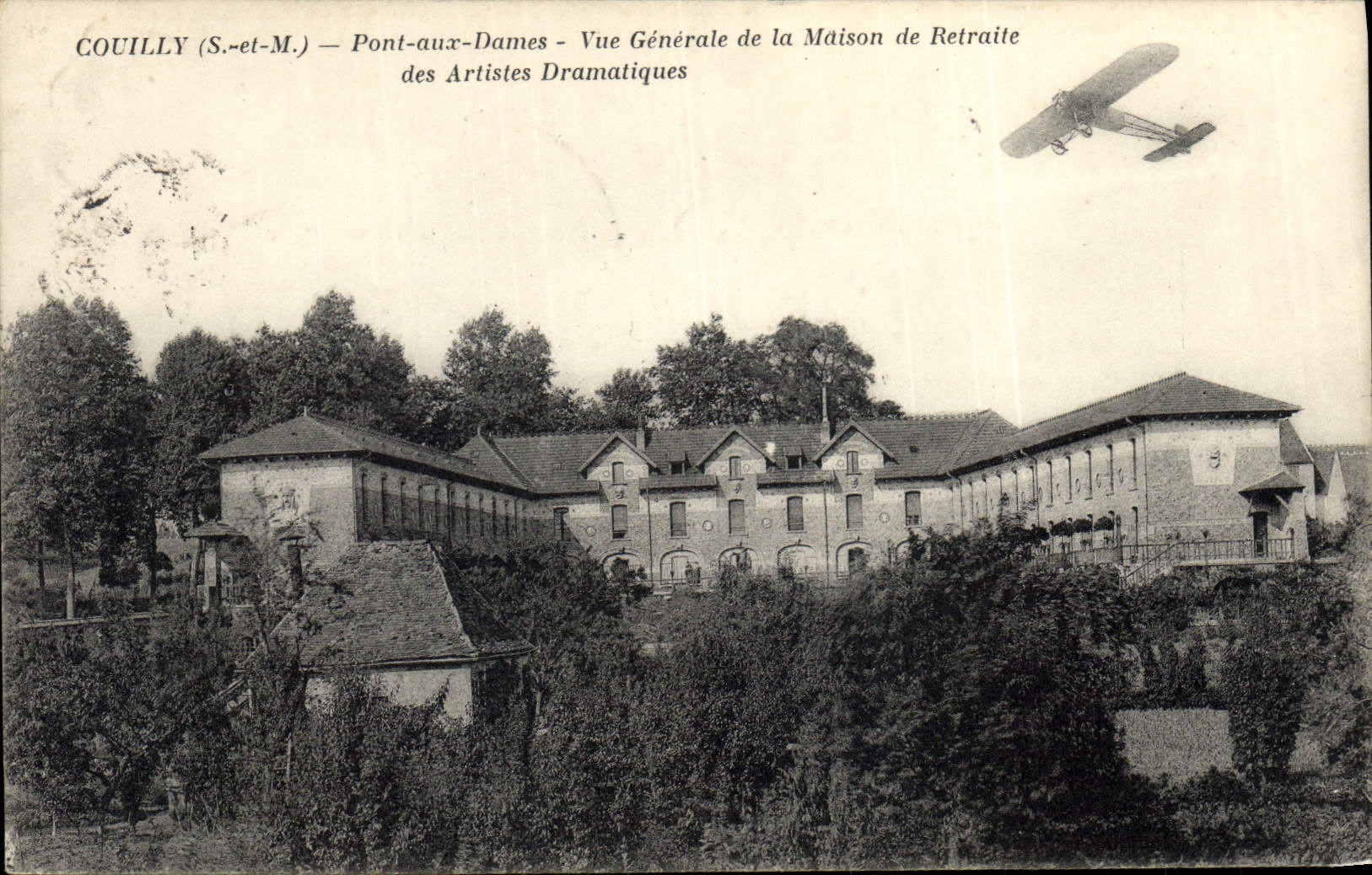 CPA Cinema Couilly Pont aux Dames Vue generale de la Maison de retraite des artistes dramatiques Avion Aviation